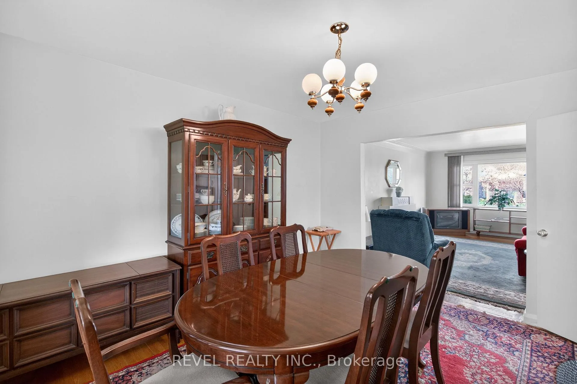 Photo 13 of 276 Glenholme Avenue, Hamilton, Glenview — HOMEH