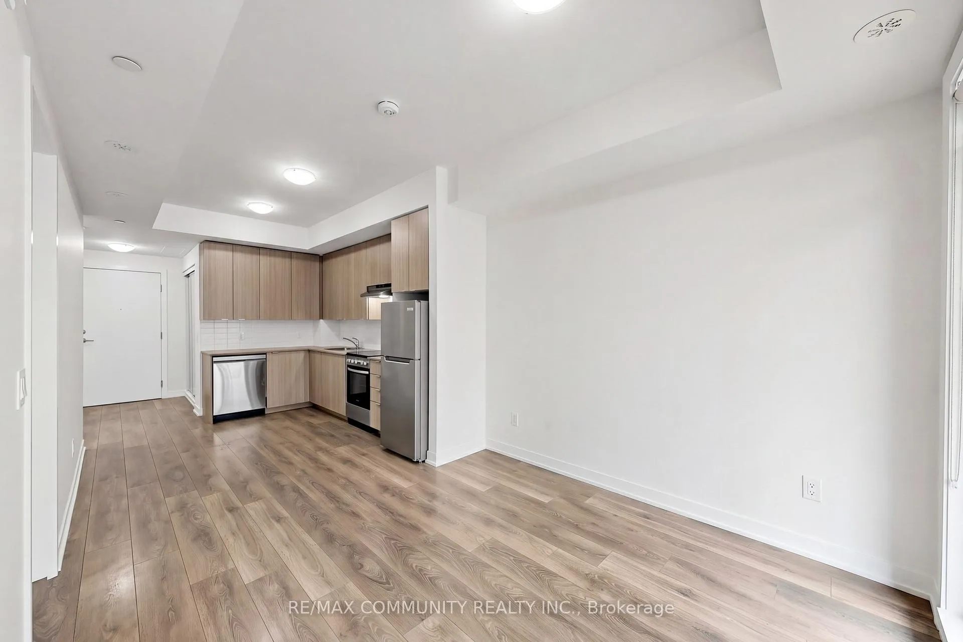 Photo 15 of Unit 315, 62 Sky Harbour Drive, Brampton, Bram West — HOMEH