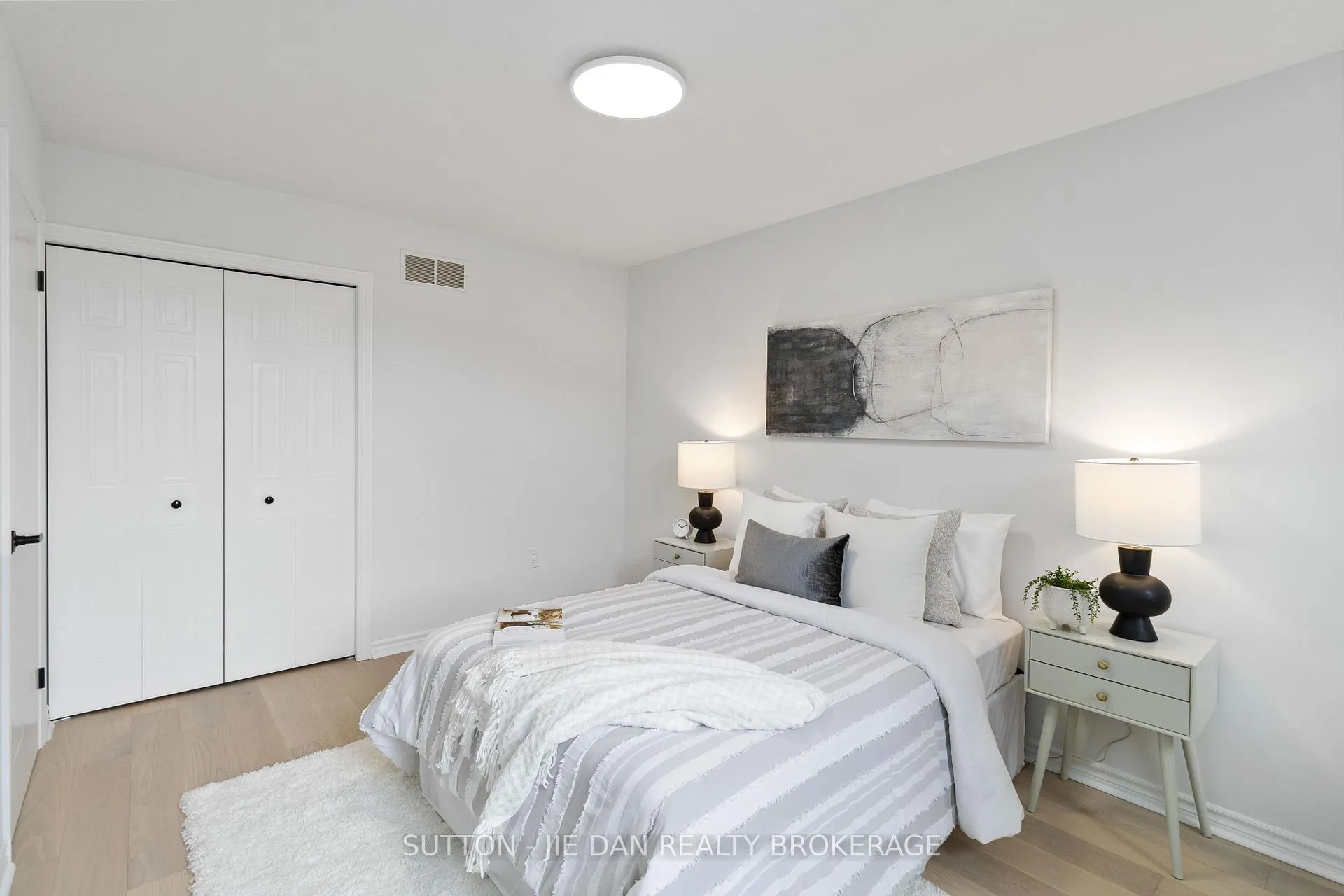 Photo 24 of 989 Mapleridge Street, London, North M — HOMEH