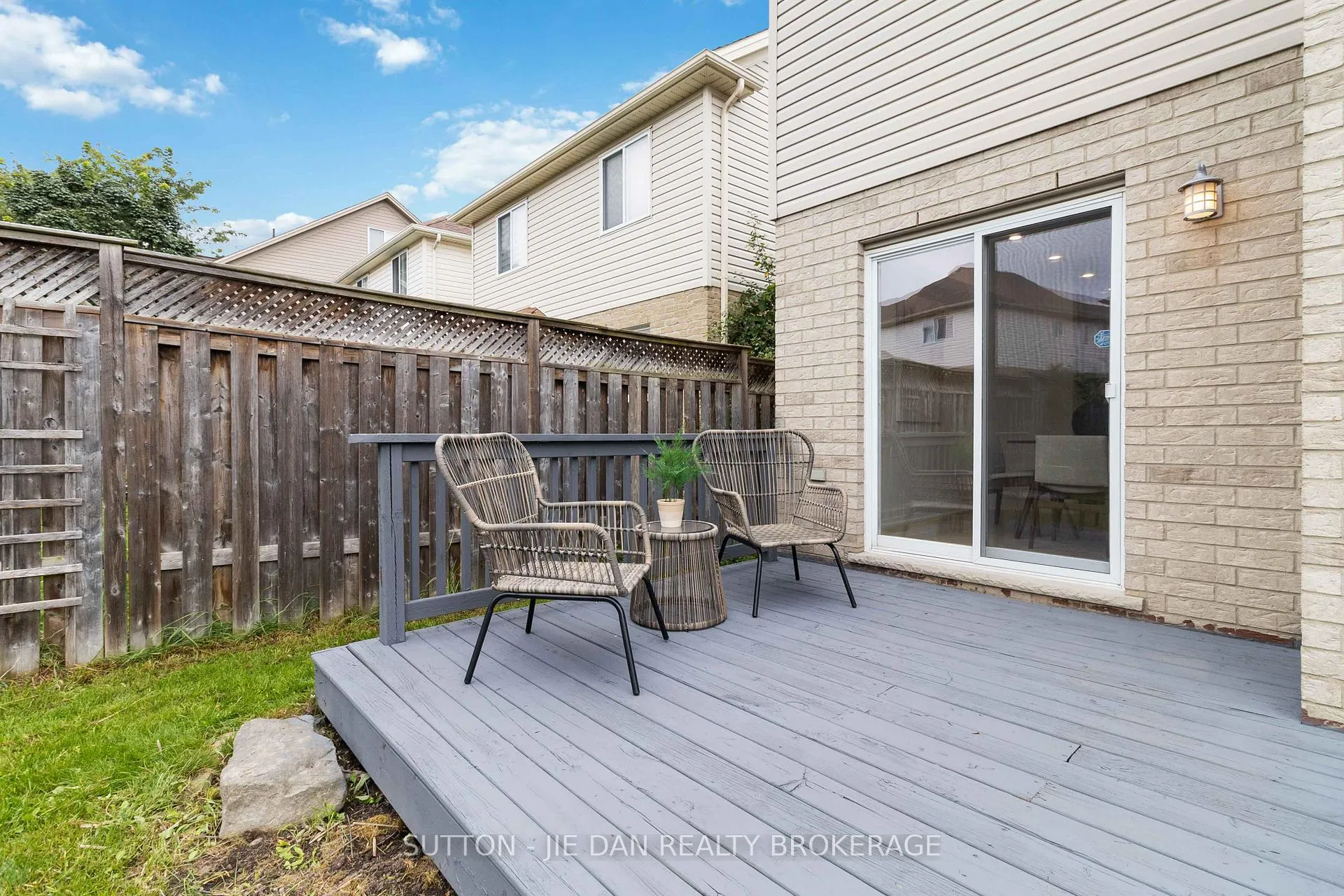 Photo 37 of 989 Mapleridge Street, London, North M — HOMEH
