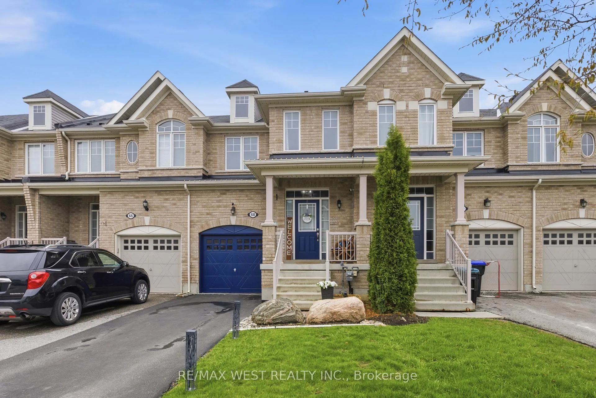 Photo 1 of 68 Jackson Drive, New Tecumseth, Tottenham — HOMEH