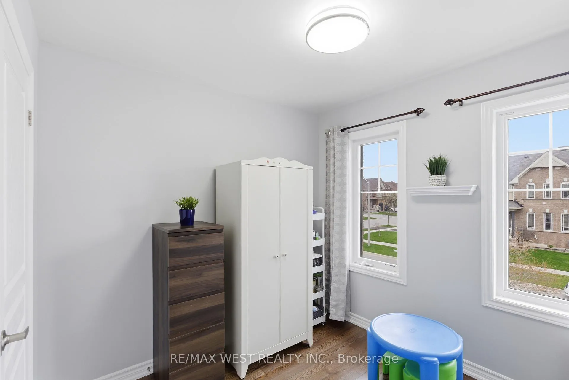 Photo 14 of 68 Jackson Drive, New Tecumseth, Tottenham — HOMEH