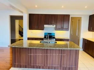 Photo 4 of Unit Upper, 91 Antibes Drive, Brampton, Credit Valley — HOMEH