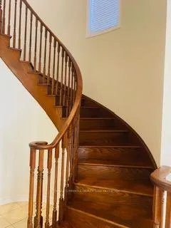 Photo 11 of Unit Upper, 91 Antibes Drive, Brampton, Credit Valley — HOMEH