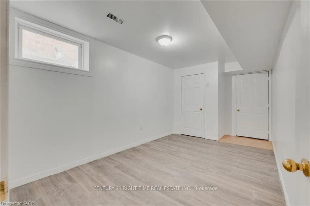 Photo 6 of 347 Keewatin Avenue, Kitchener, Grand River North — HOMEH
