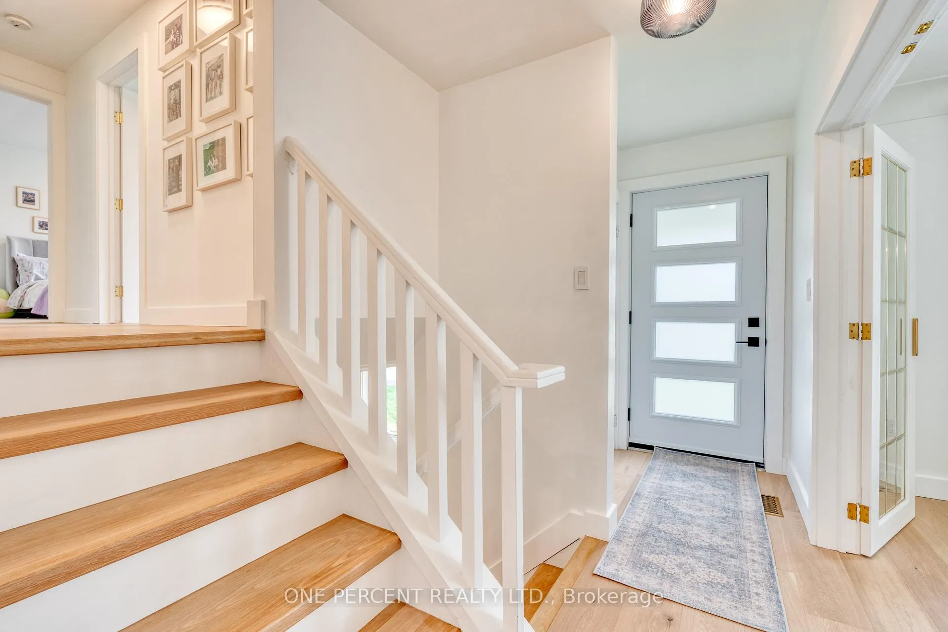 Photo 7 of 187 Woodview Crescent, Hamilton, Ancaster — HOMEH