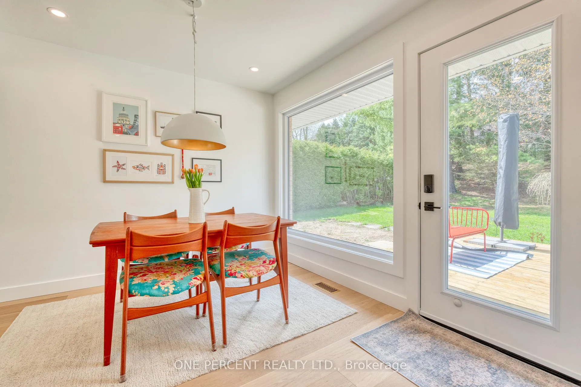 Photo 14 of 187 Woodview Crescent, Hamilton, Ancaster — HOMEH