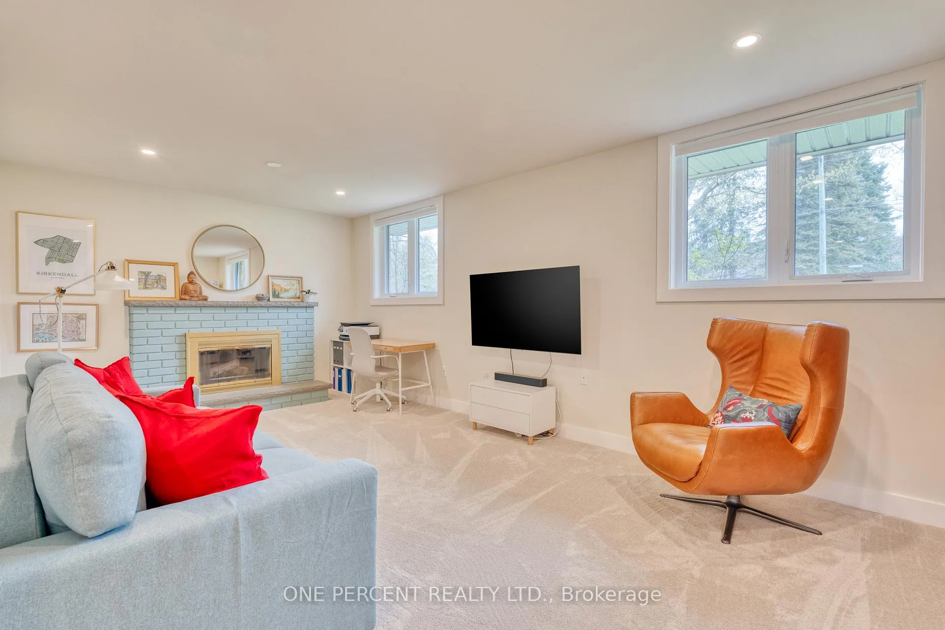 Photo 31 of 187 Woodview Crescent, Hamilton, Ancaster — HOMEH