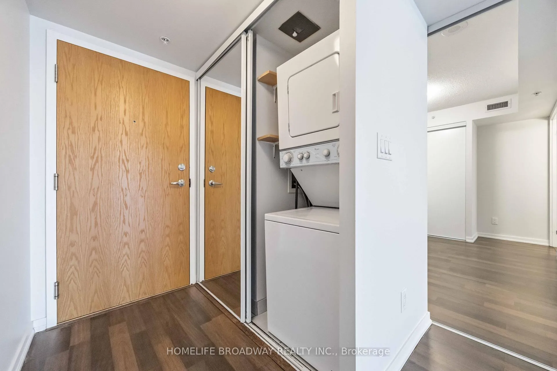 Photo 6 of Unit 1304, 20 Joe Shuster Way, Toronto, South Parkdale — HOMEH