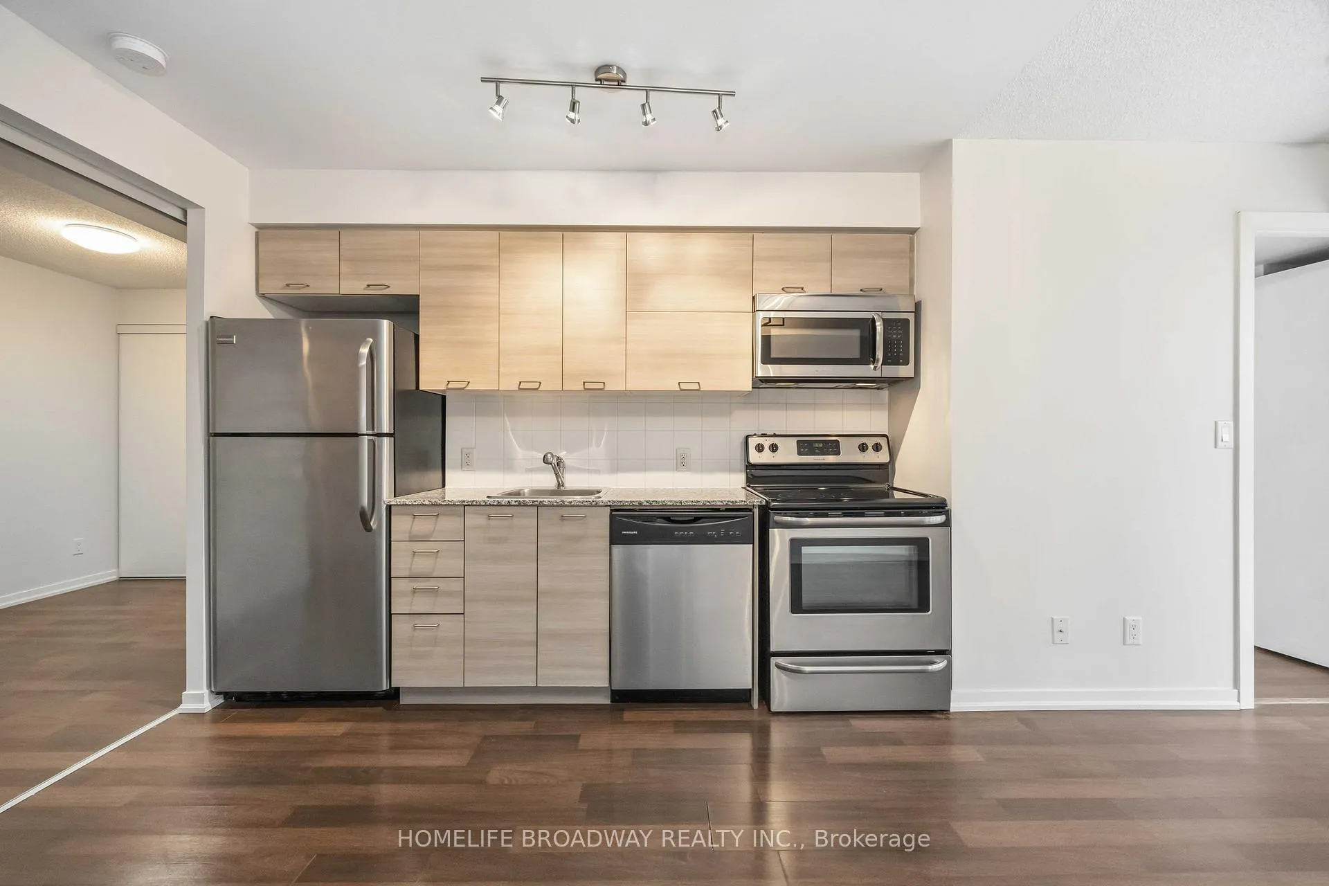 Photo 13 of Unit 1304, 20 Joe Shuster Way, Toronto, South Parkdale — HOMEH