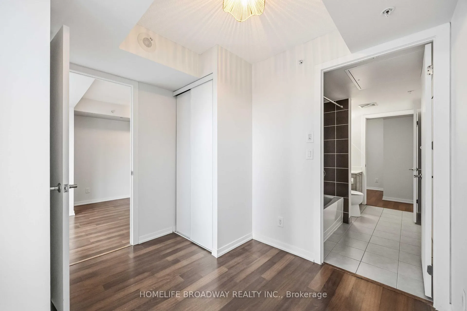 Photo 16 of Unit 1304, 20 Joe Shuster Way, Toronto, South Parkdale — HOMEH