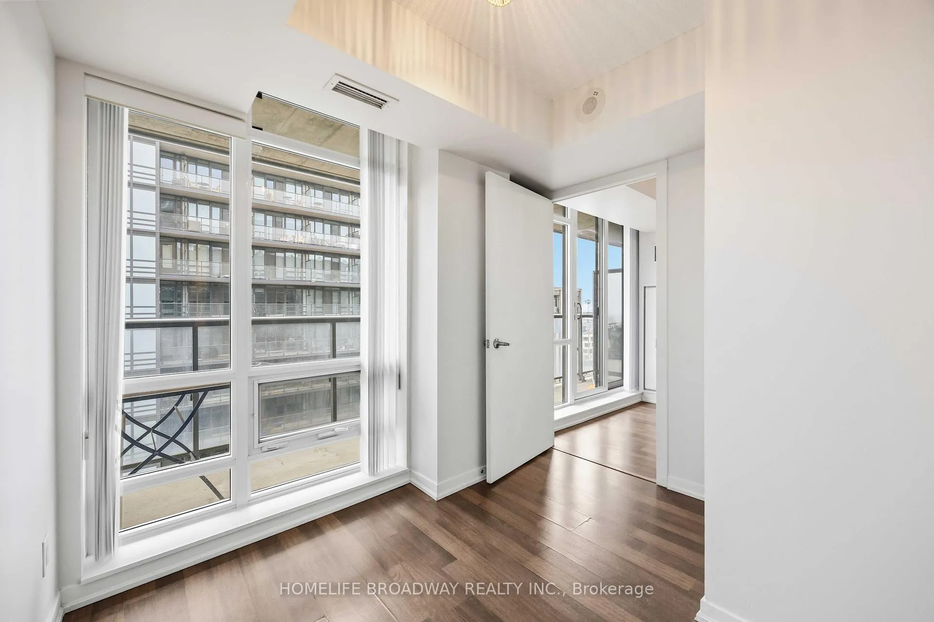 Photo 17 of Unit 1304, 20 Joe Shuster Way, Toronto, South Parkdale — HOMEH