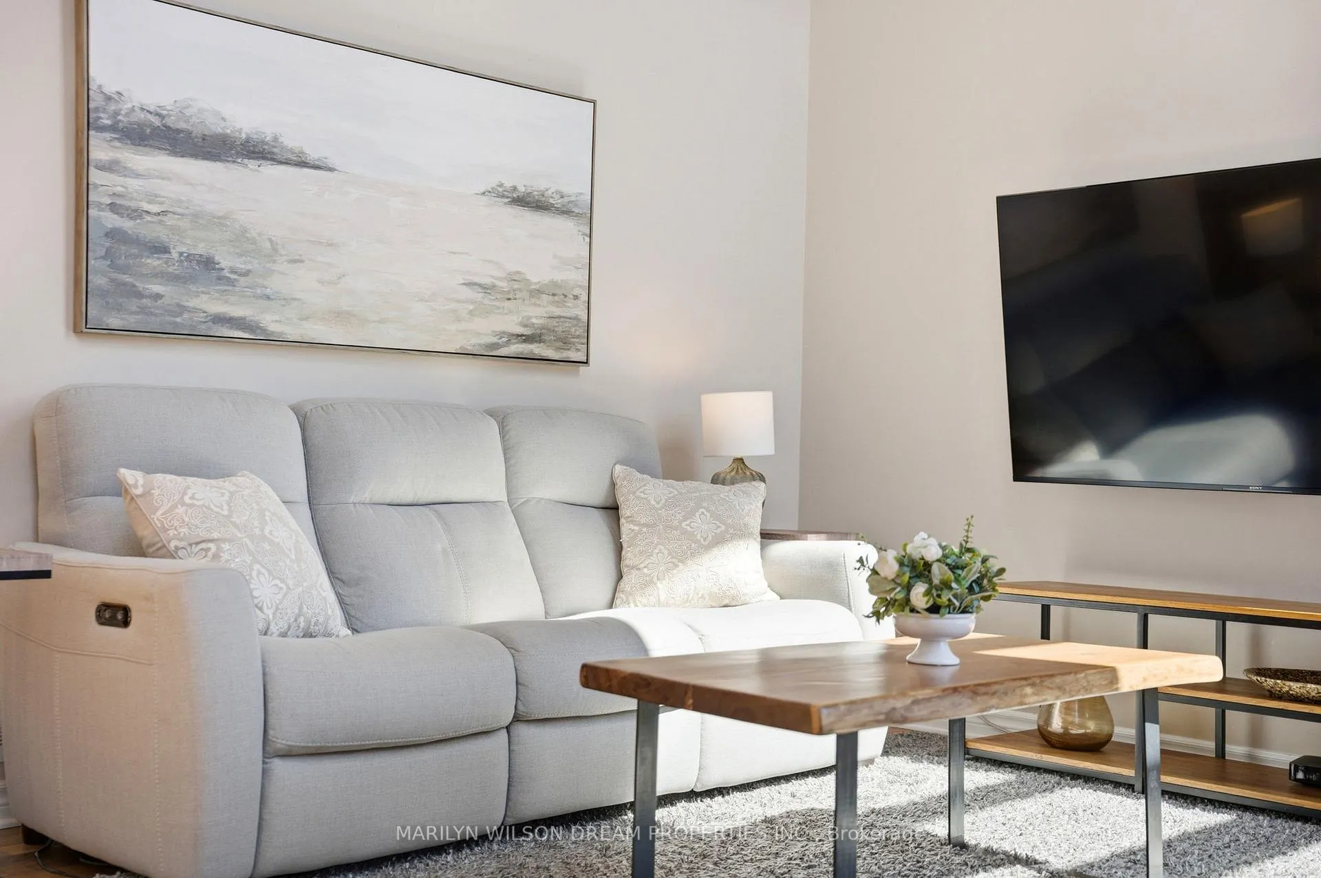 Photo 12 of 146 Tapadero Avenue, Ottawa, Kanata - Emerald Meadows/Trailwest — HOMEH