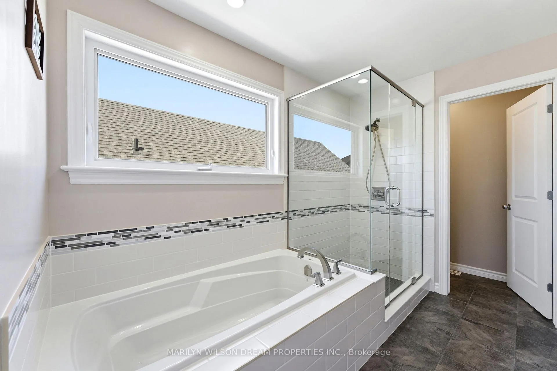 Photo 29 of 146 Tapadero Avenue, Ottawa, Kanata - Emerald Meadows/Trailwest — HOMEH