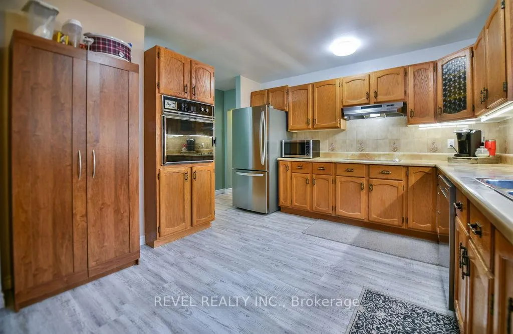 Photo 10 of 379 Cedar Street N, Timmins, TNE - Central — HOMEH
