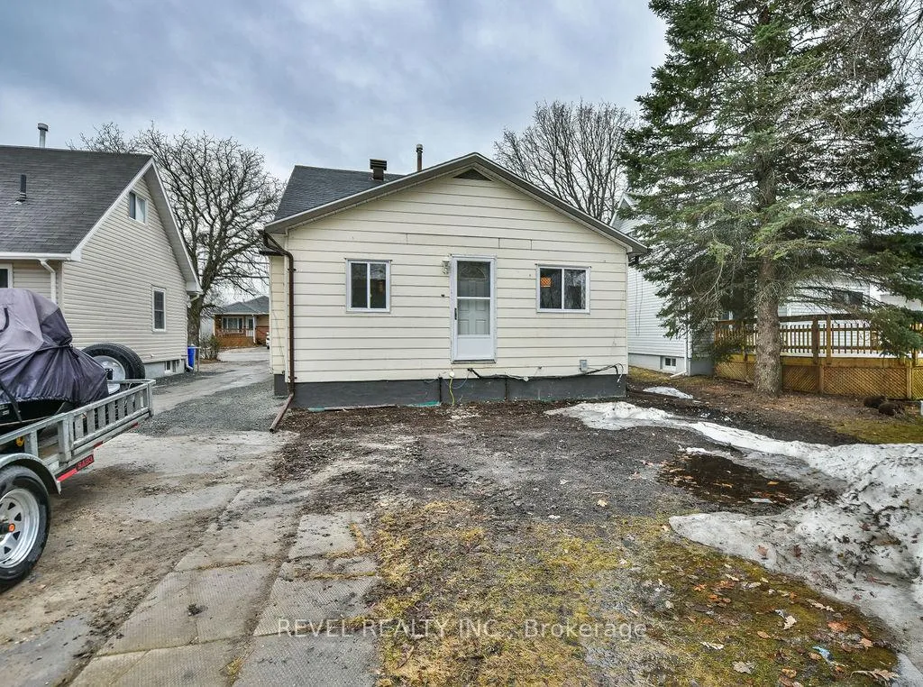 Photo 30 of 379 Cedar Street N, Timmins, TNE - Central — HOMEH