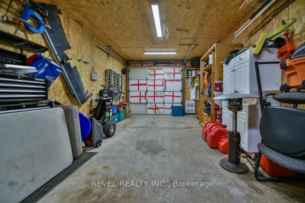 Photo 33 of 379 Cedar Street N, Timmins, TNE - Central — HOMEH