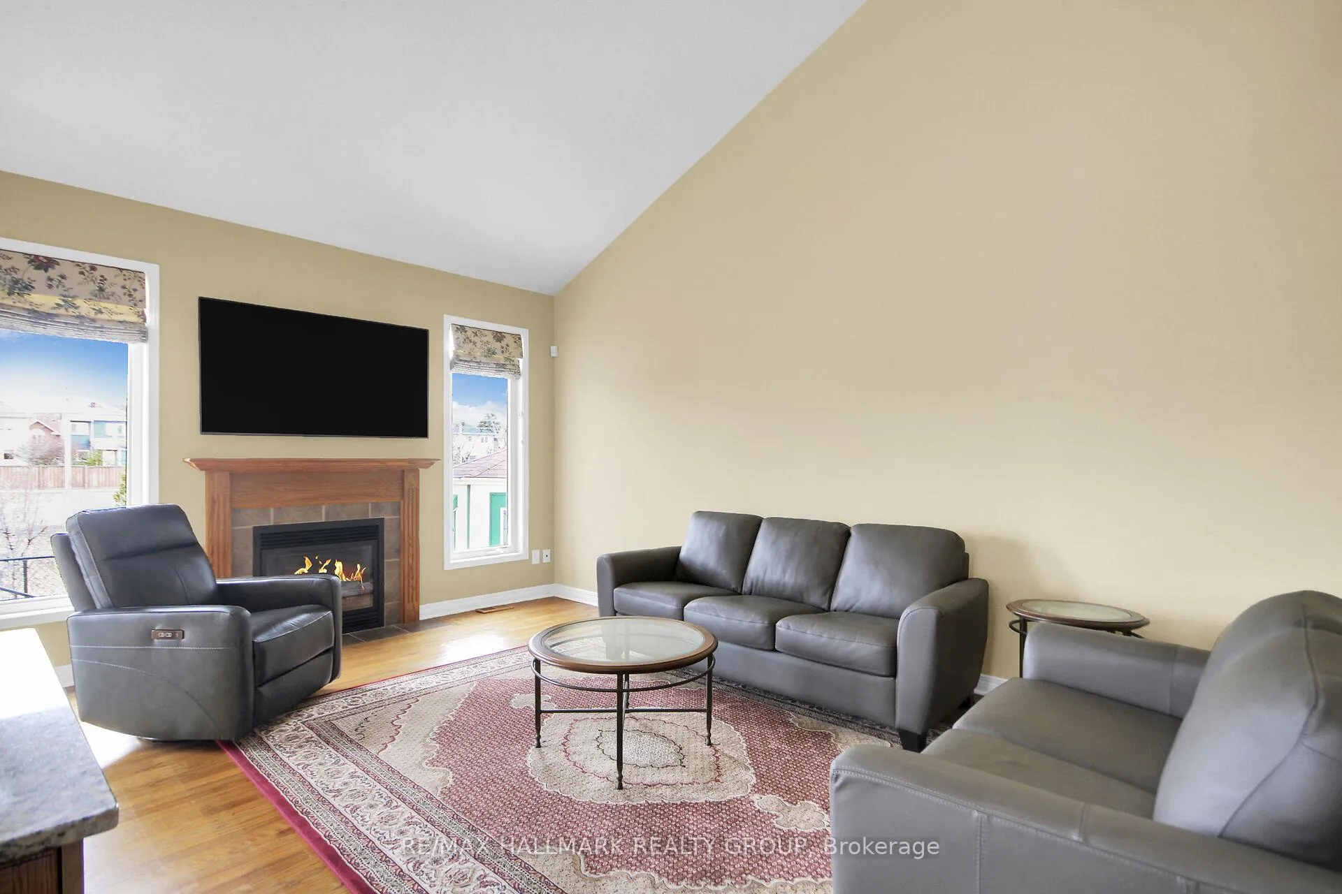 Photo 13 of 166 Lamplighters Drive, Ottawa, Barrhaven - Cedargrove/Fraserdale — HOMEH