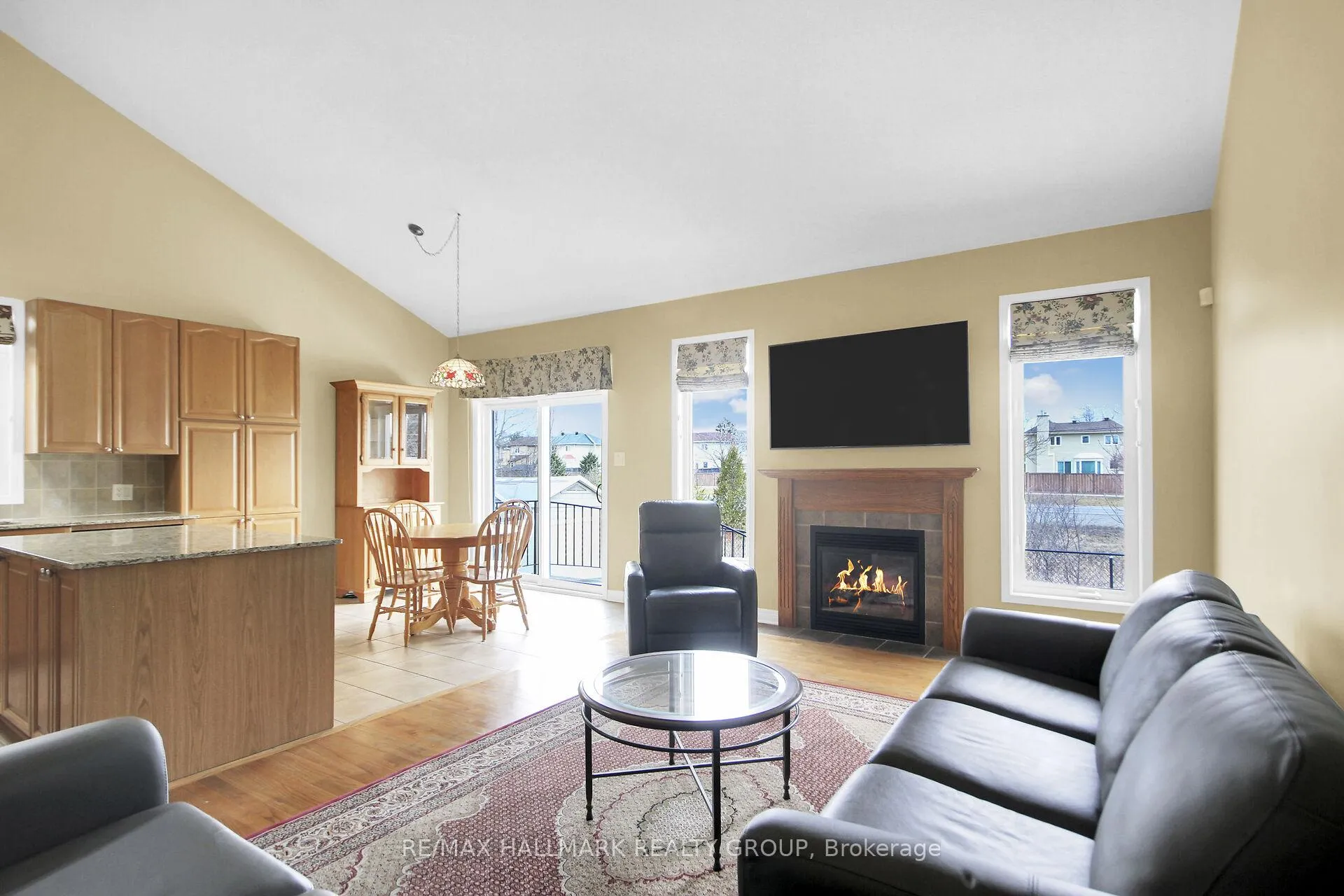 Photo 16 of 166 Lamplighters Drive, Ottawa, Barrhaven - Cedargrove/Fraserdale — HOMEH
