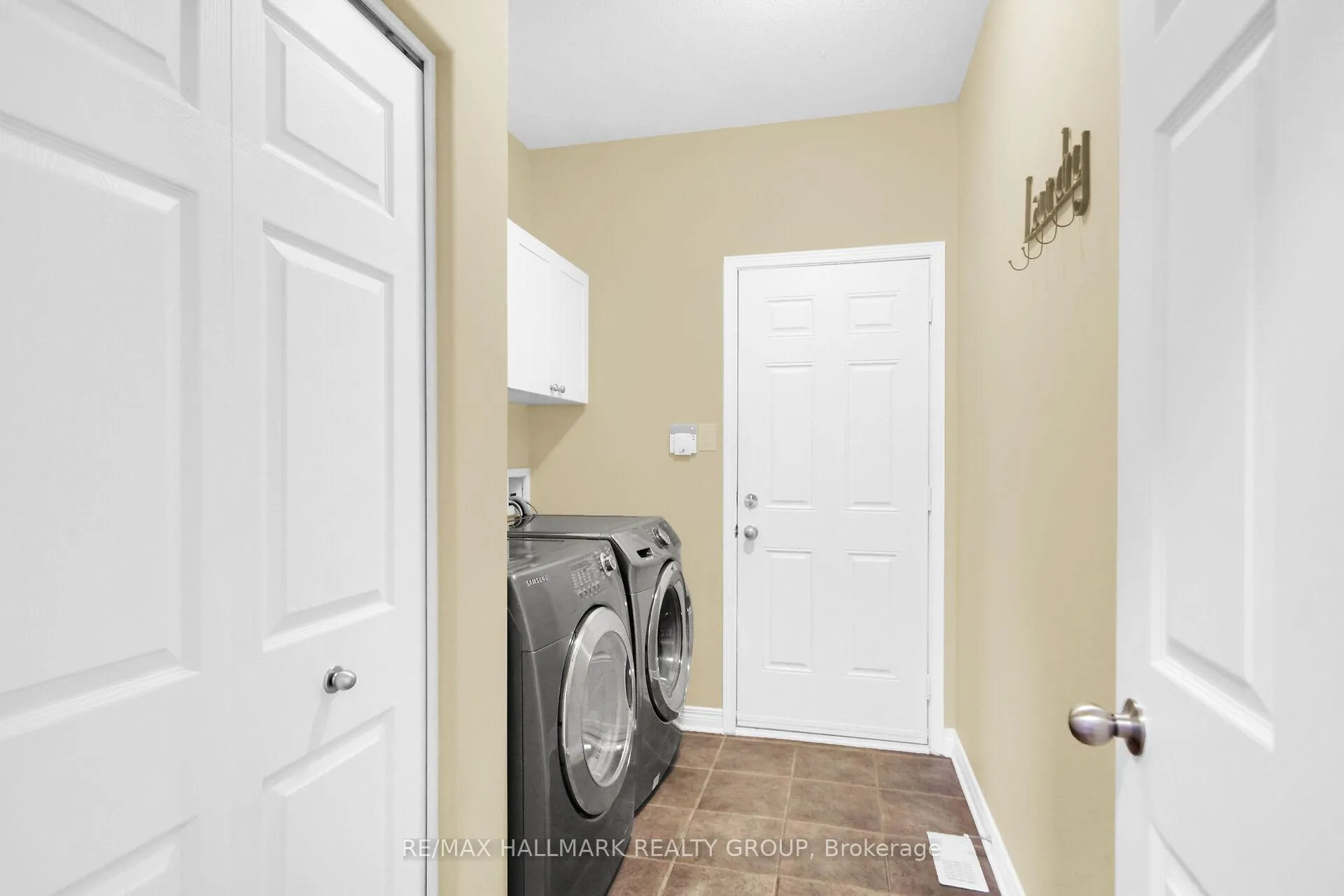 Photo 29 of 166 Lamplighters Drive, Ottawa, Barrhaven - Cedargrove/Fraserdale — HOMEH