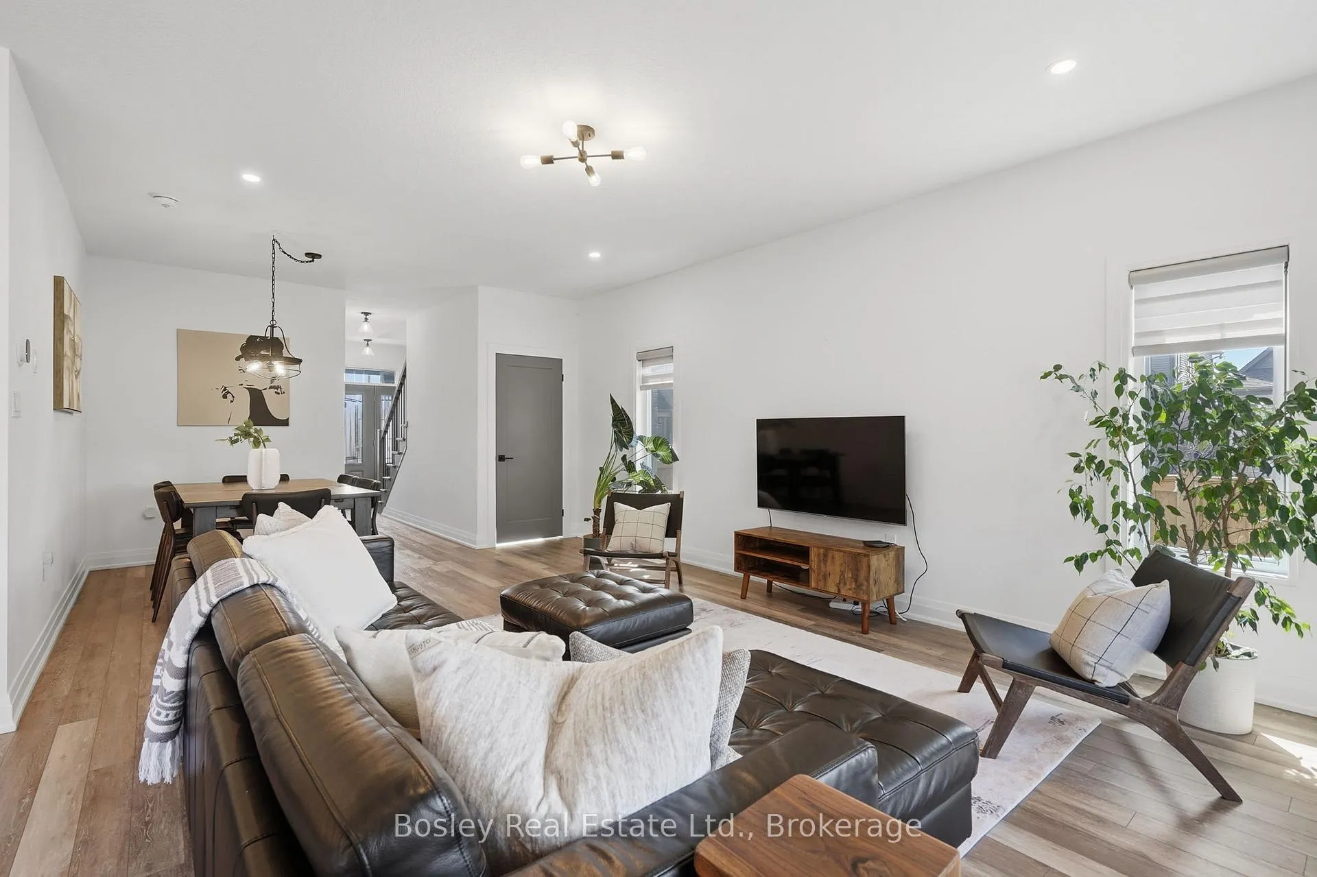 Photo 8 of 100 Mclean Avenue, Collingwood — HOMEH