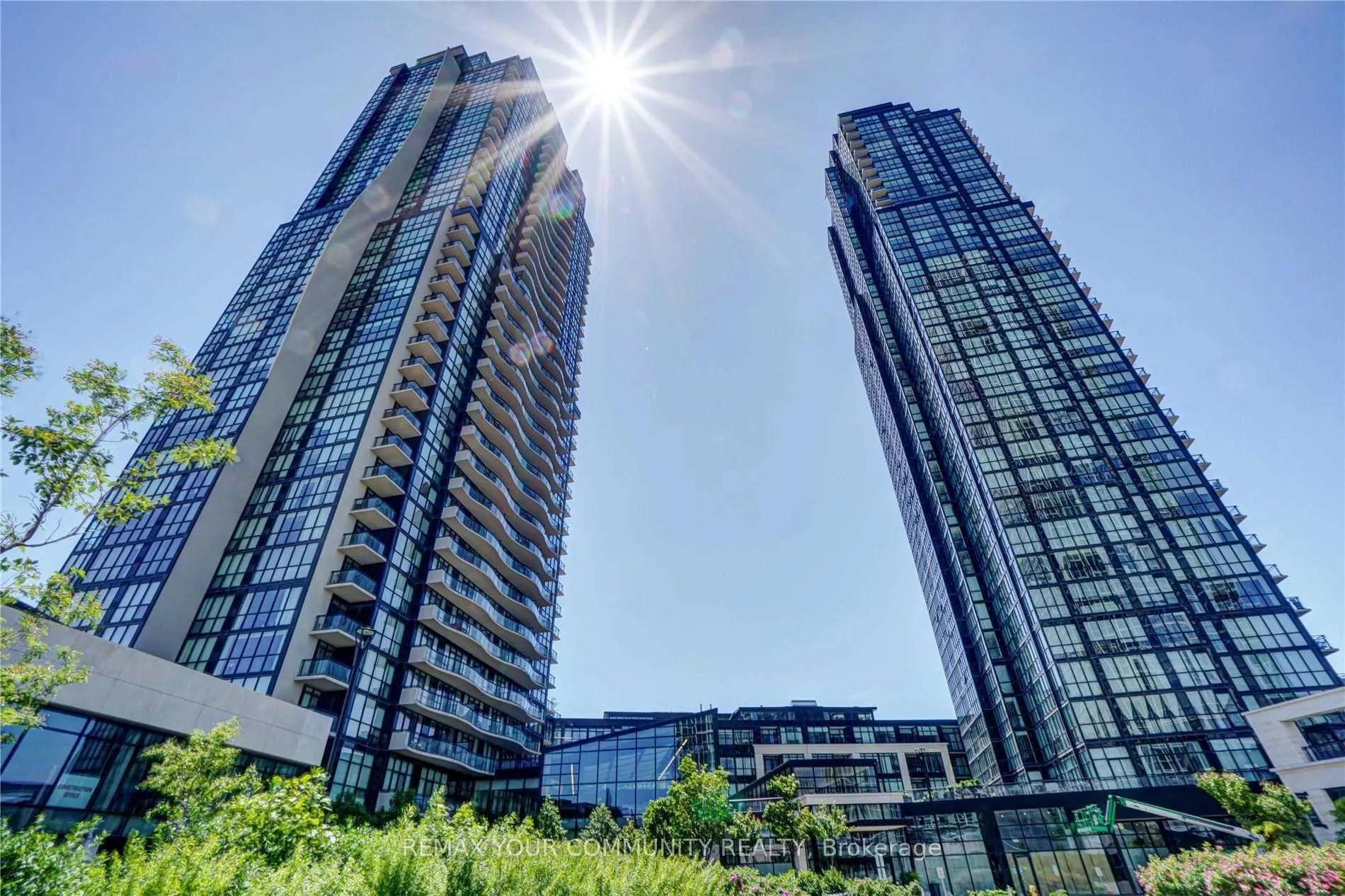 Front of Unit 1806, 2910 Highway 7 Avenue W