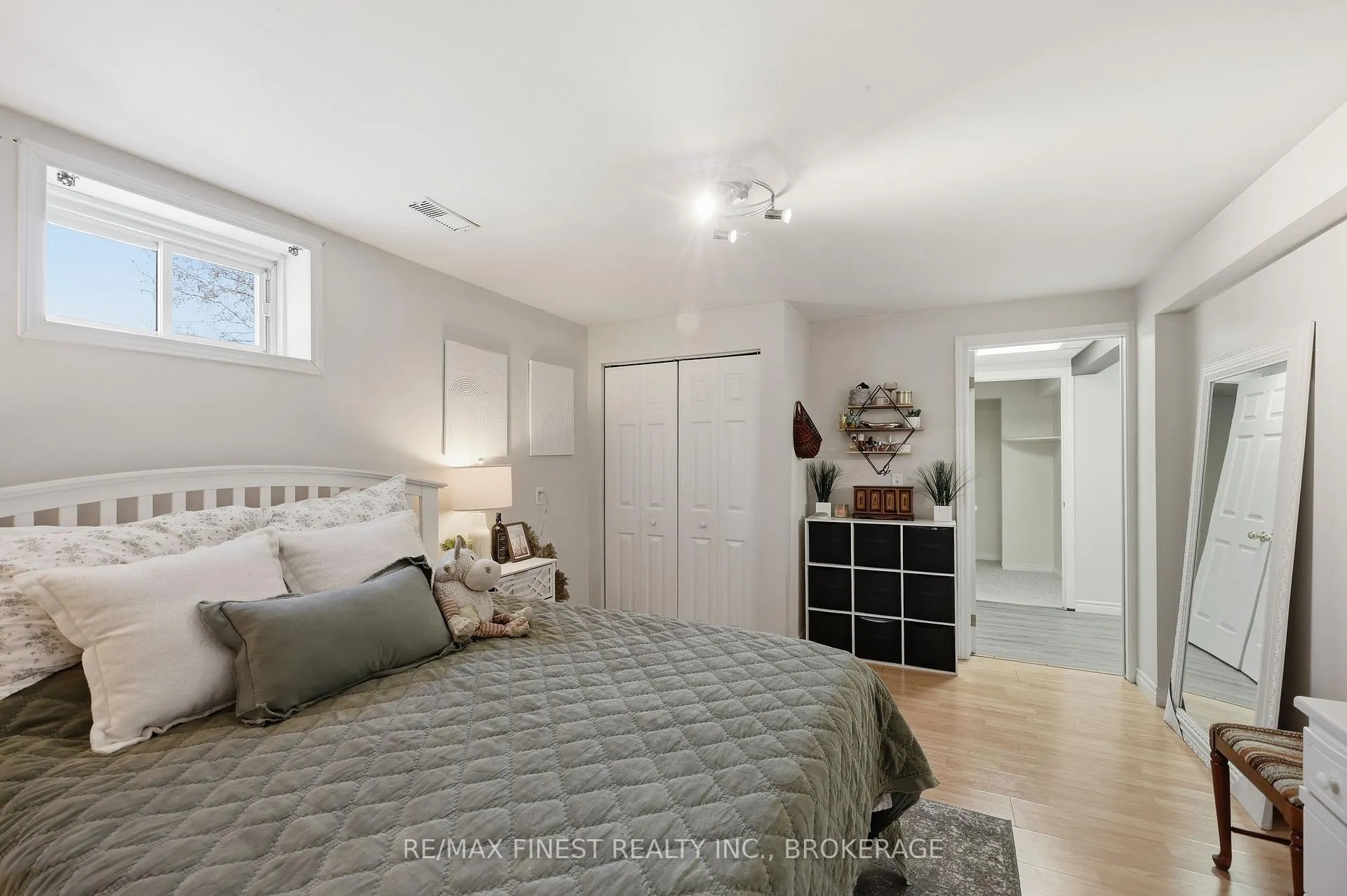 Photo 37 of 1312 Fisher Crescent, Kingston, City Southwest — HOMEH