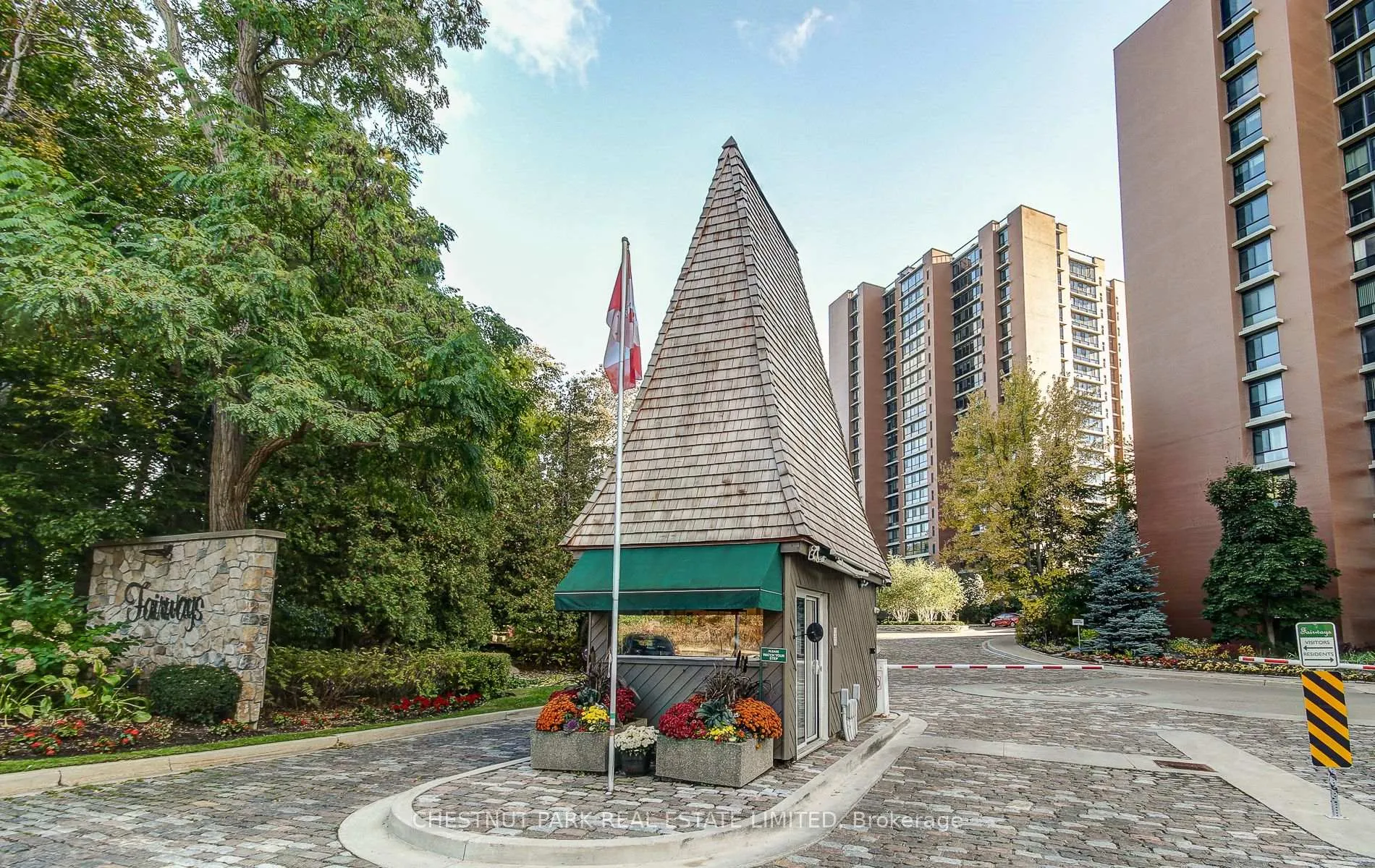 Photo 1 of Unit 1216, 1400 Dixie Road, Mississauga, Lakeview — HOMEH