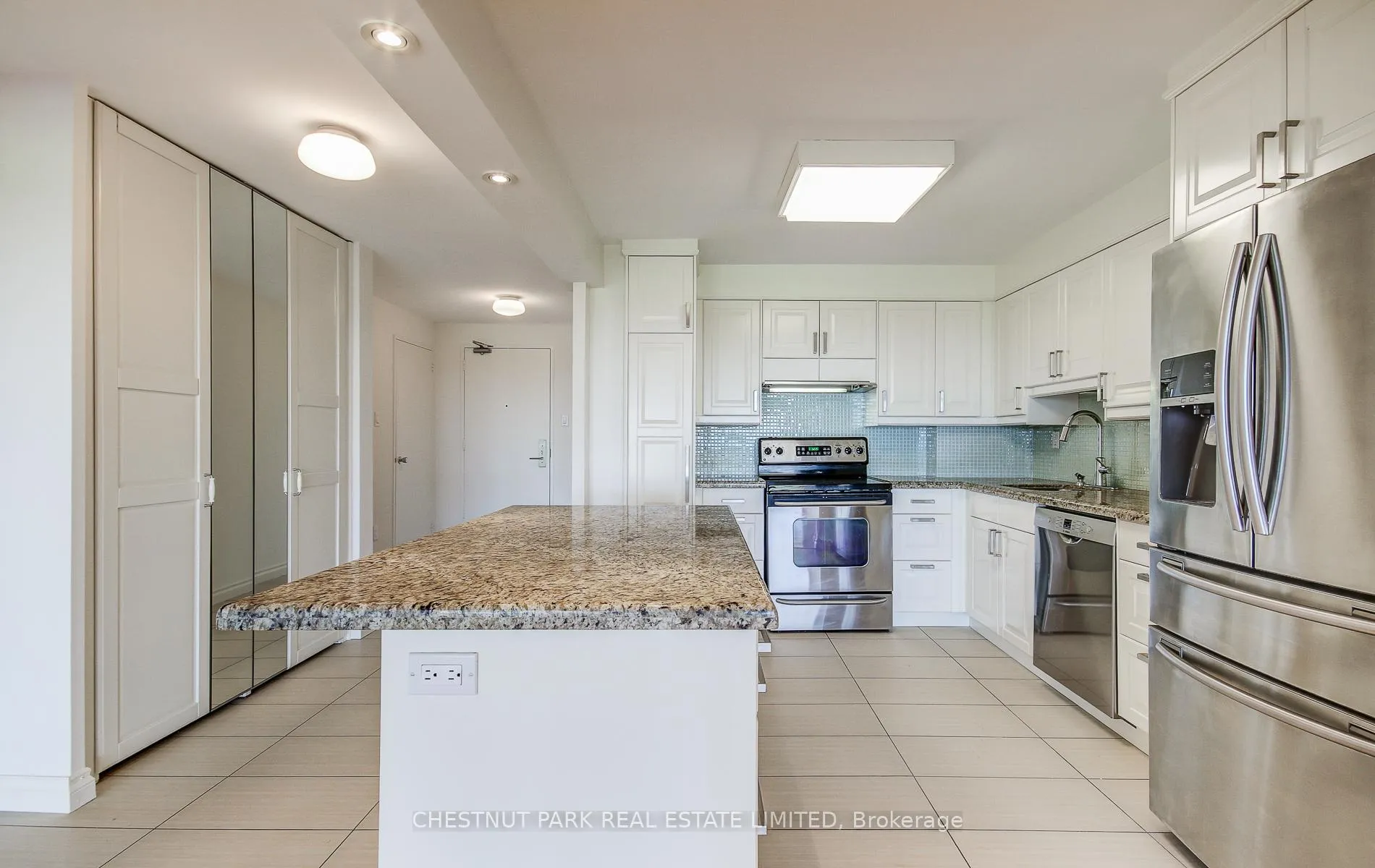 Photo 10 of Unit 1216, 1400 Dixie Road, Mississauga, Lakeview — HOMEH