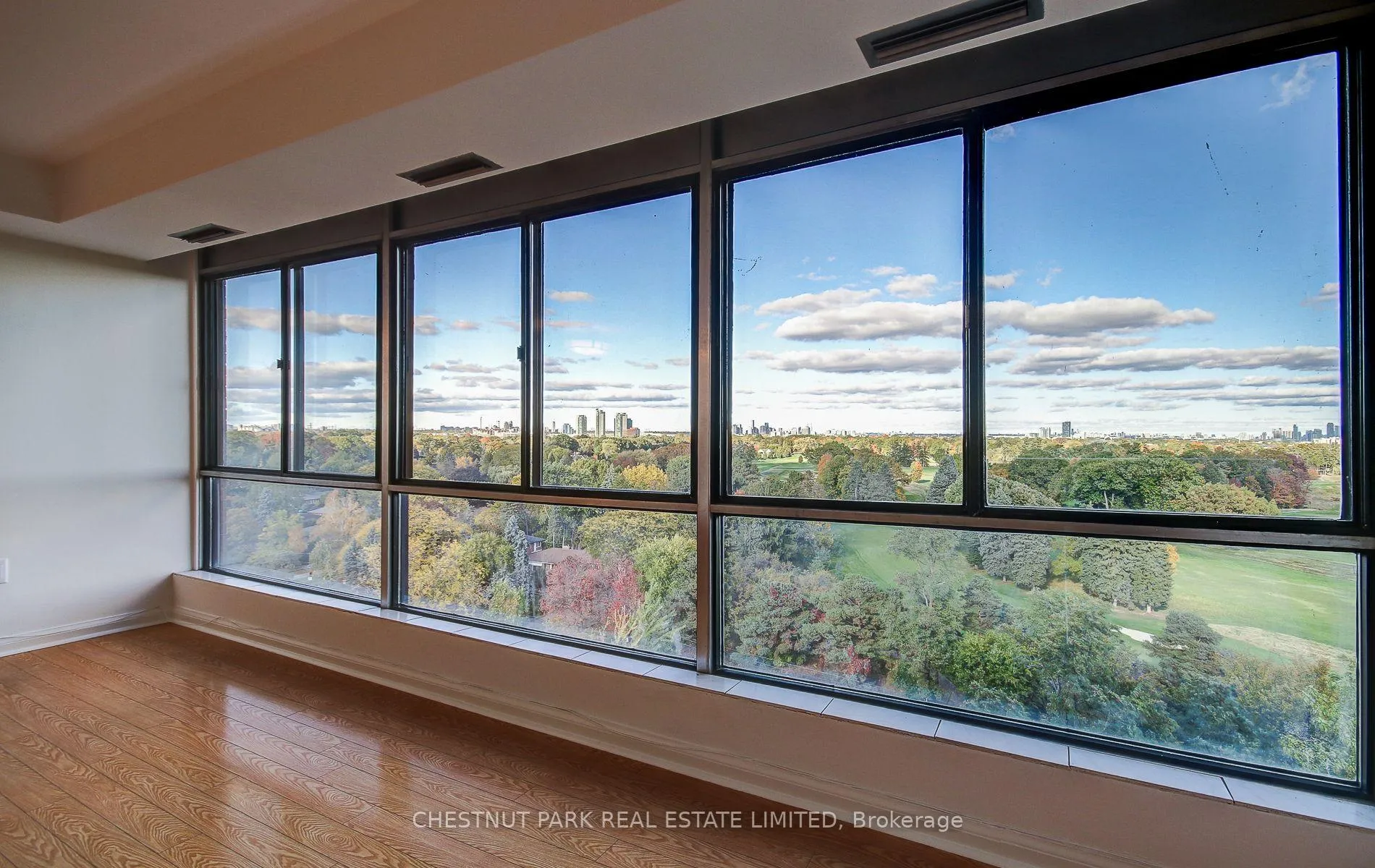 Photo 13 of Unit 1216, 1400 Dixie Road, Mississauga, Lakeview — HOMEH