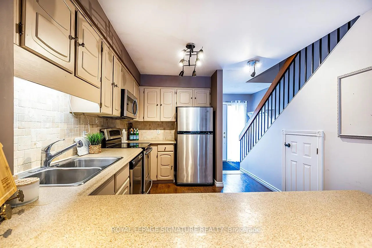 Photo 4 of Unit 23, 2 Paradise Boulevard, Ramara, Rural Ramara — HOMEH