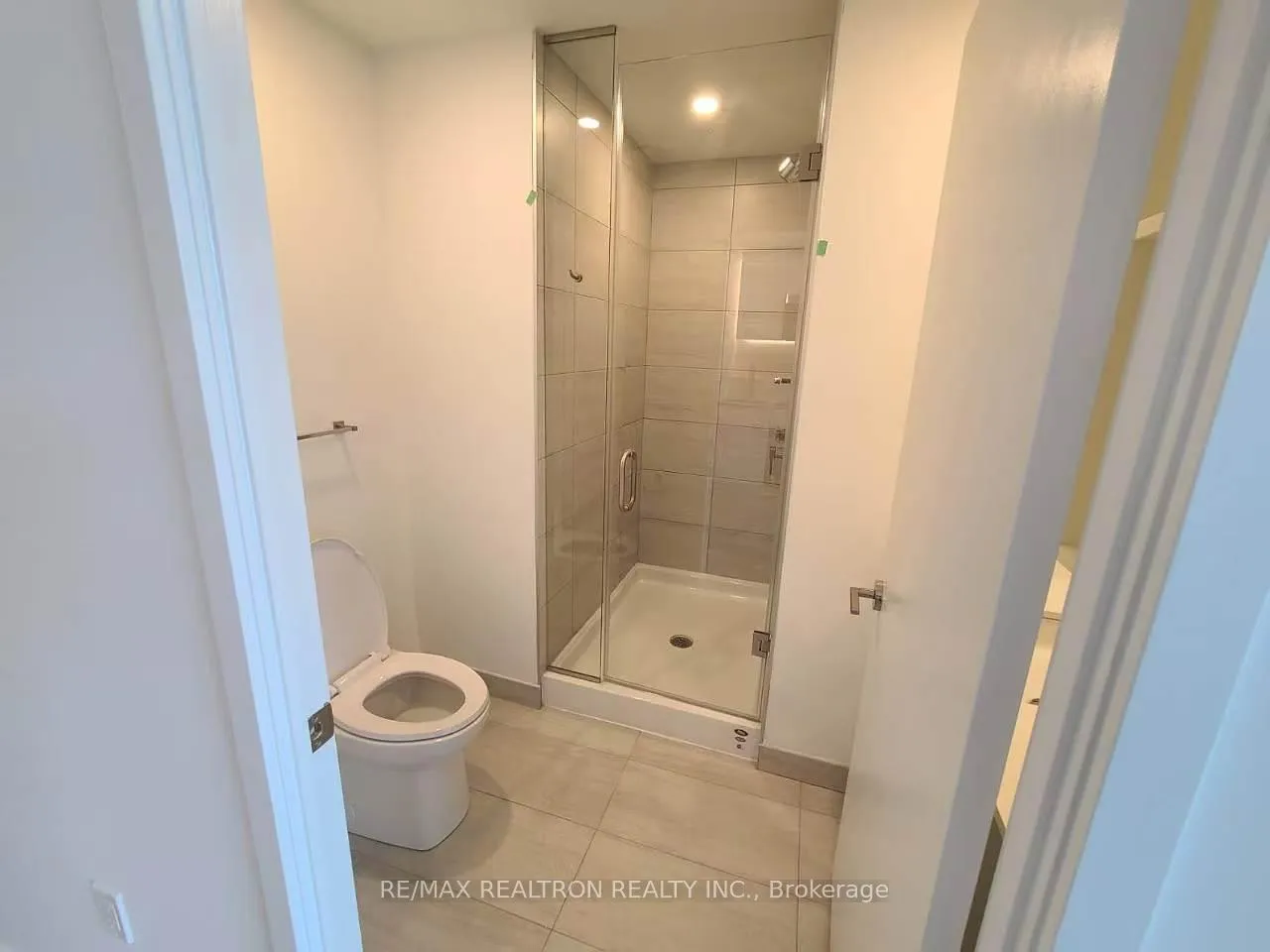 Photo 14 of Unit 1006, 1 Fairview Road E, Mississauga, Fairview — HOMEH