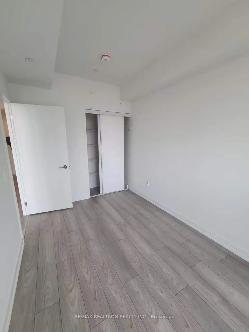 Photo 20 of Unit 1006, 1 Fairview Road E, Mississauga, Fairview — HOMEH