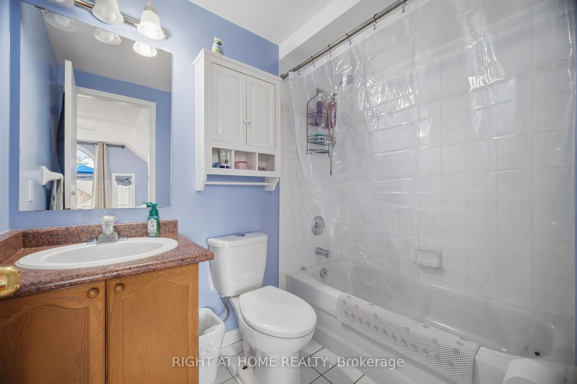 Photo 24 of 6113 Maple Gate Circle, Mississauga, Lisgar — HOMEH