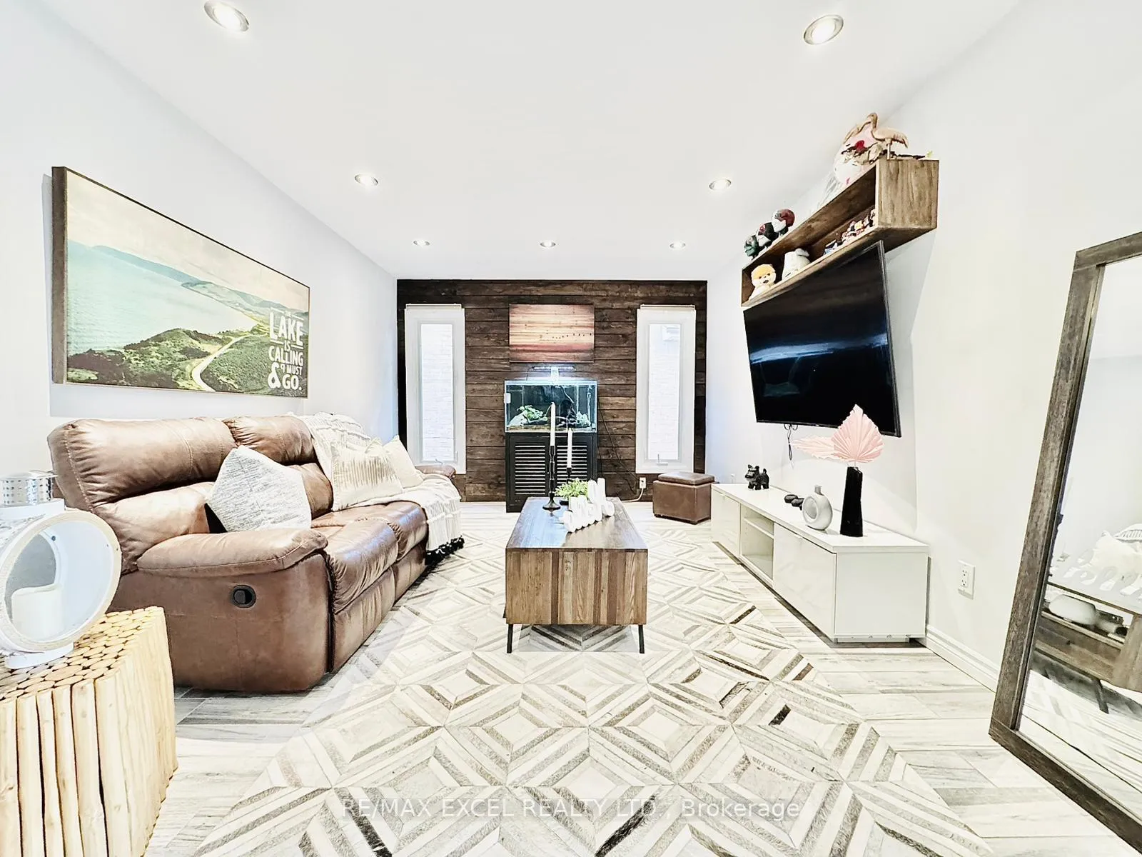 Photo 1 of 150 Trothen Circle, Markham, Markham Village — HOMEH