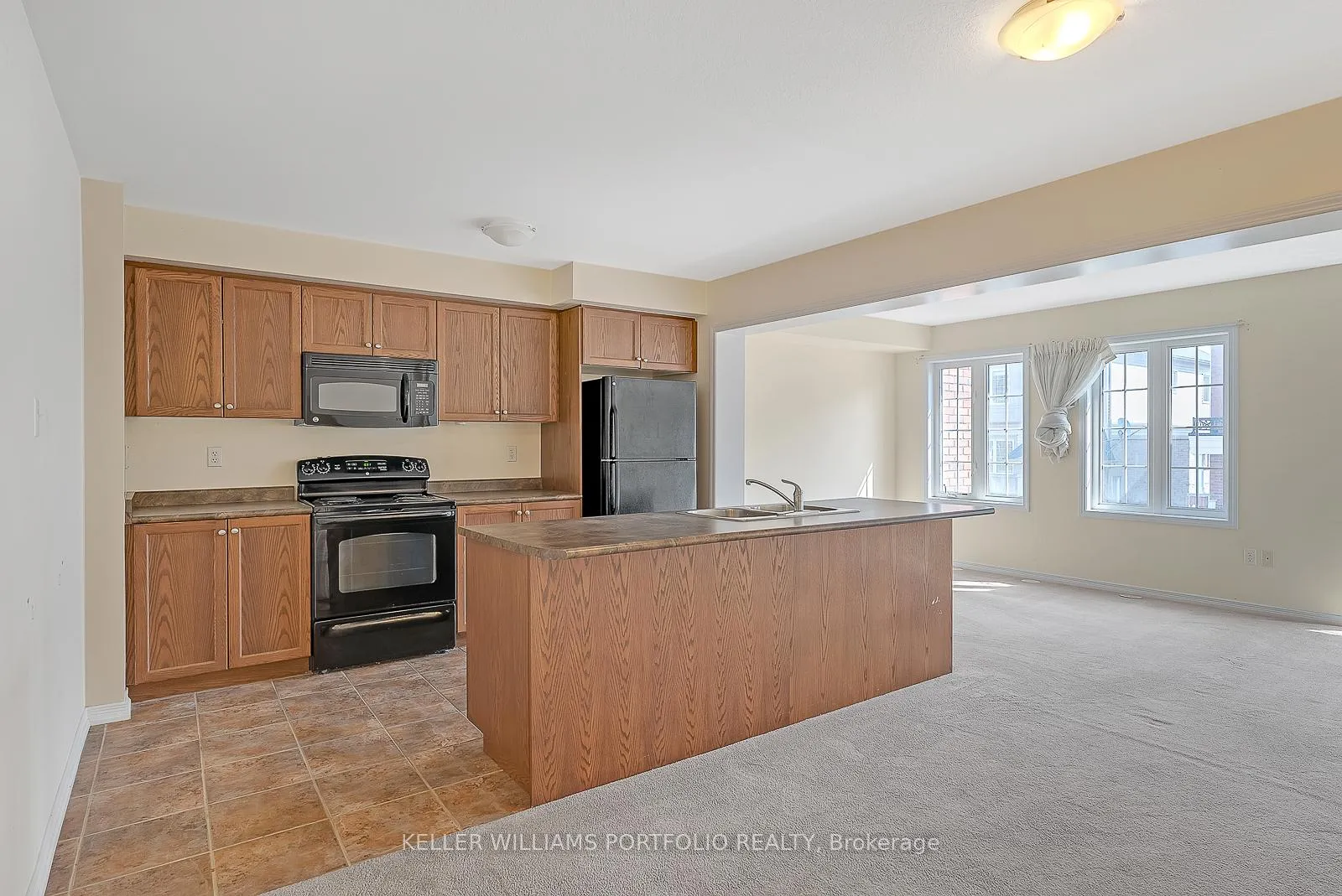 Photo 5 of Unit 42, 7 Sirente Drive, Hamilton, Crerar — HOMEH