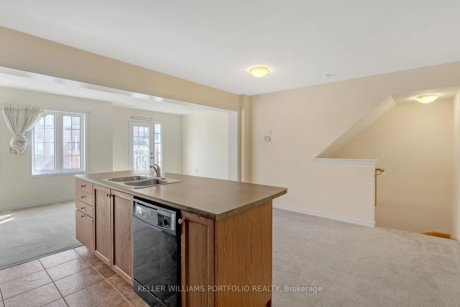 Photo 9 of Unit 42, 7 Sirente Drive, Hamilton, Crerar — HOMEH