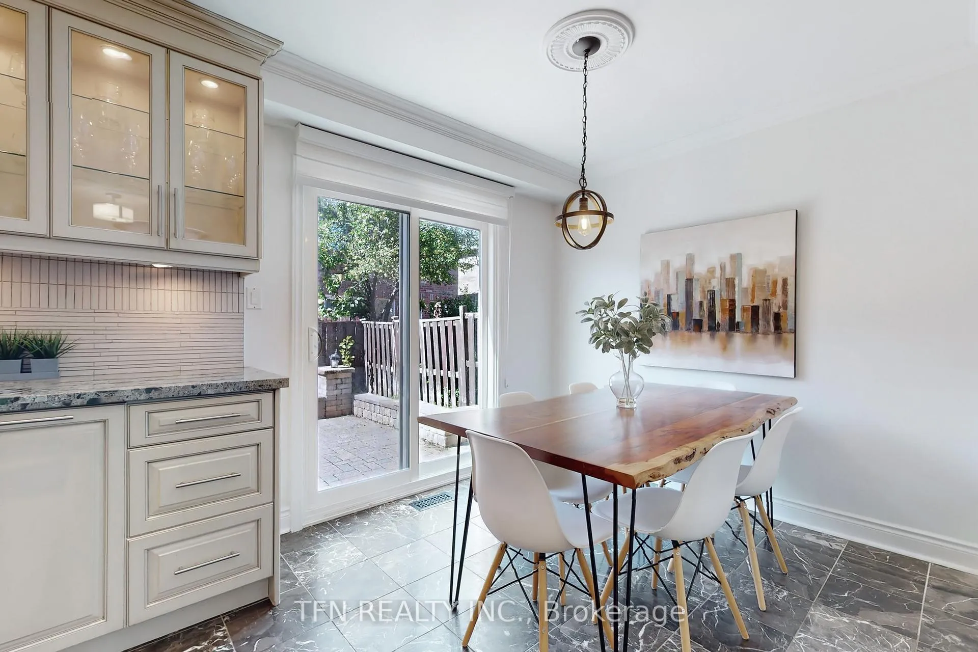 Photo 4 of 24 Lucerne Drive, Vaughan, Vellore Village — HOMEH