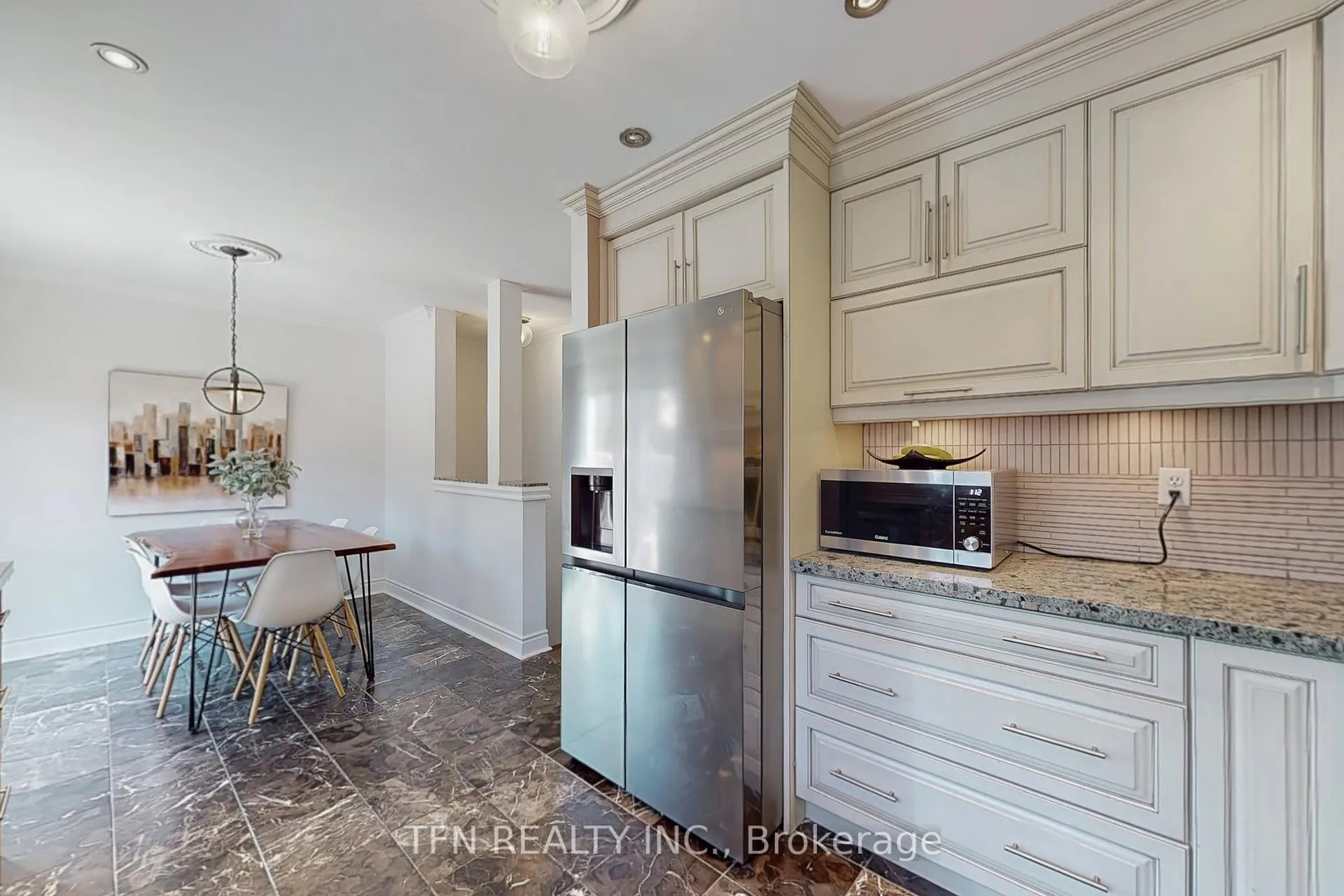 Photo 5 of 24 Lucerne Drive, Vaughan, Vellore Village — HOMEH