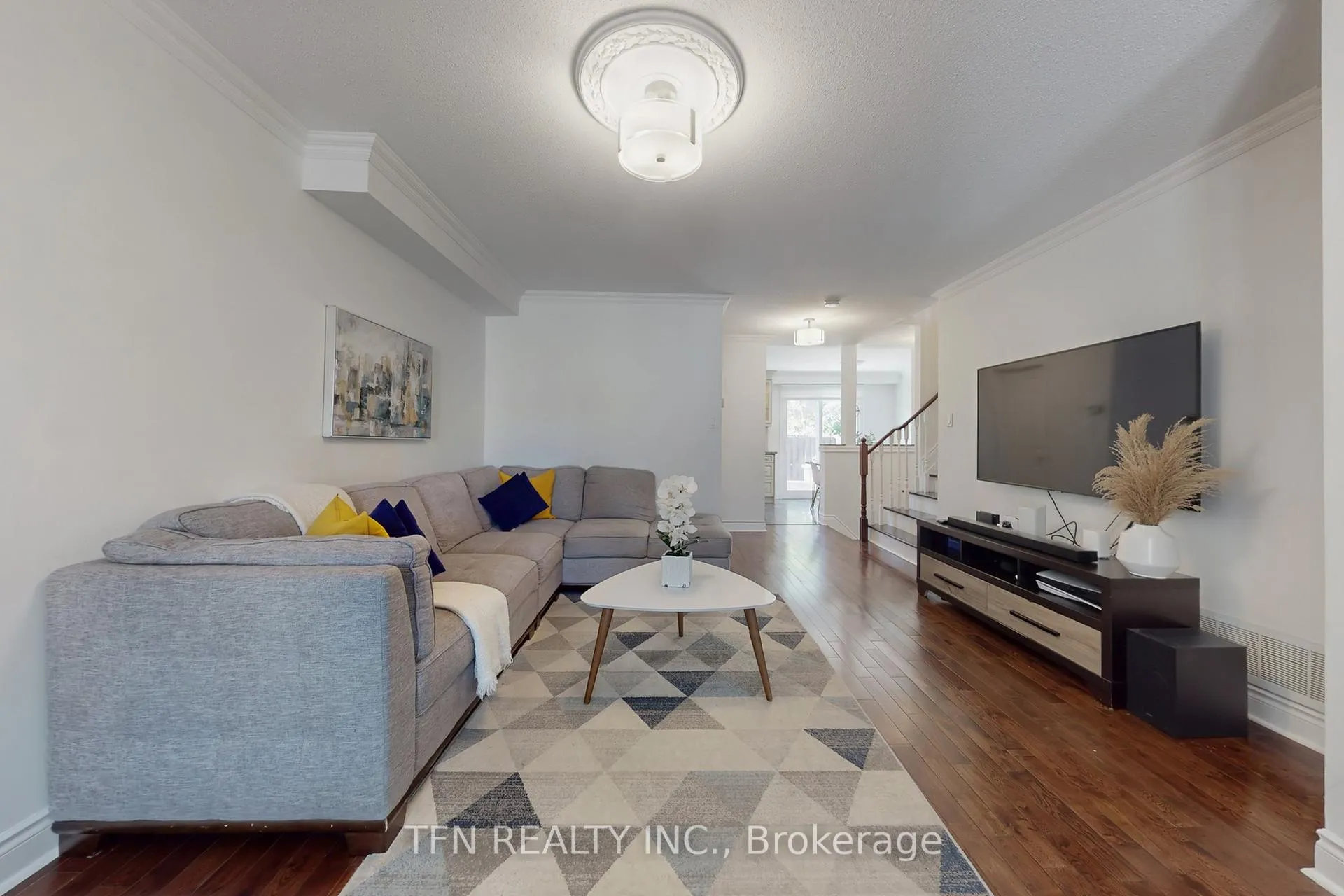 Photo 7 of 24 Lucerne Drive, Vaughan, Vellore Village — HOMEH