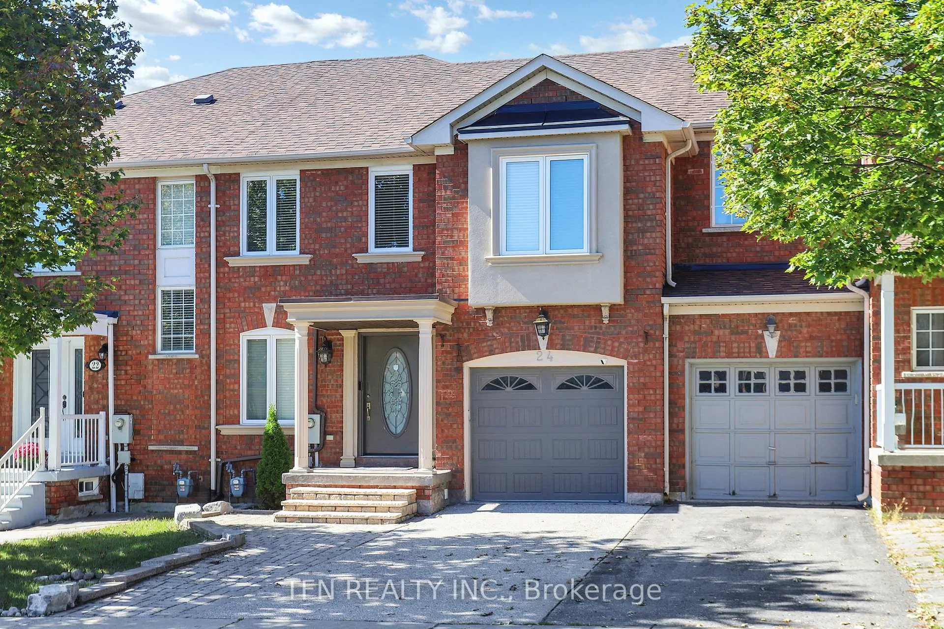 Photo 18 of 24 Lucerne Drive, Vaughan, Vellore Village — HOMEH