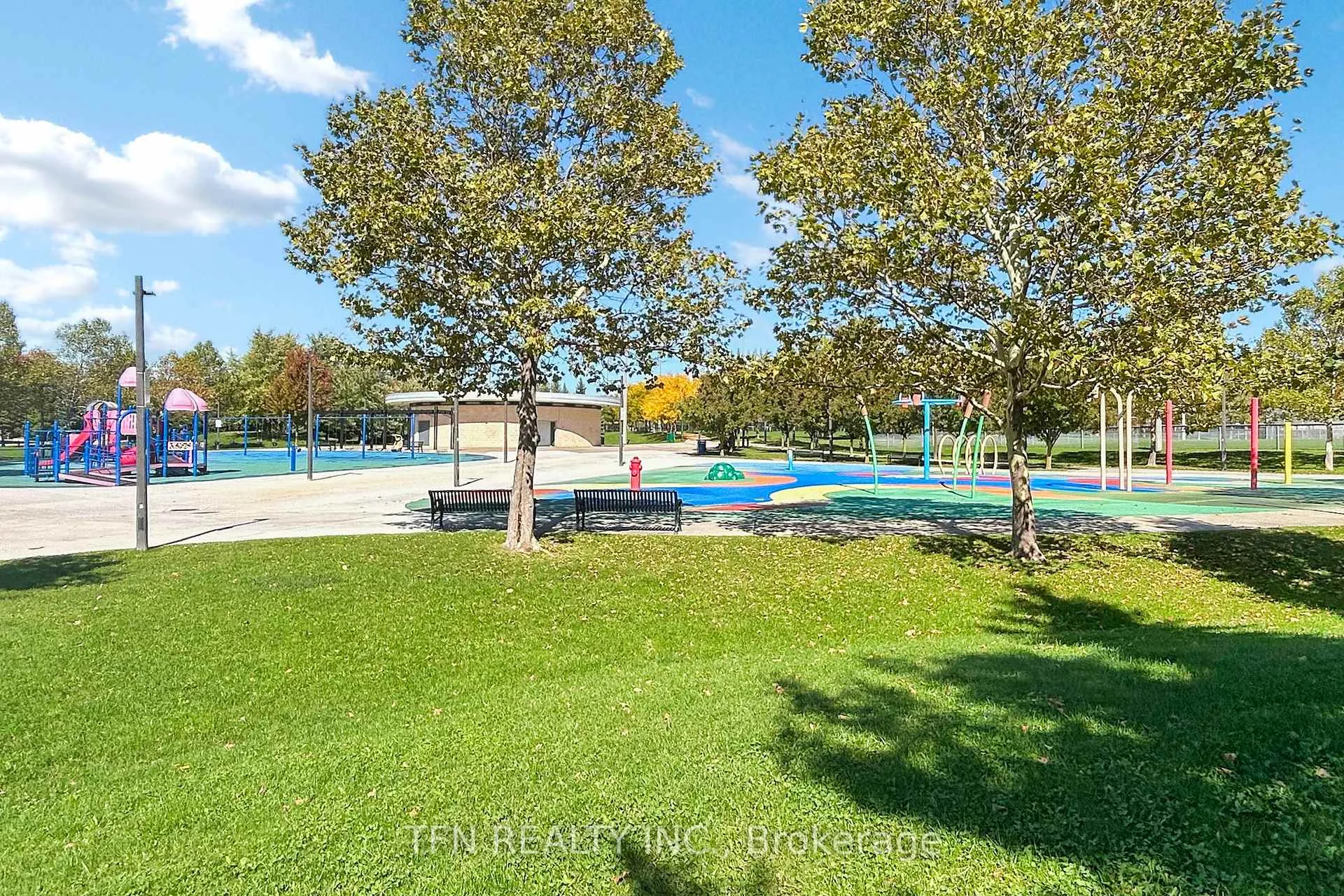 Photo 22 of 24 Lucerne Drive, Vaughan, Vellore Village — HOMEH