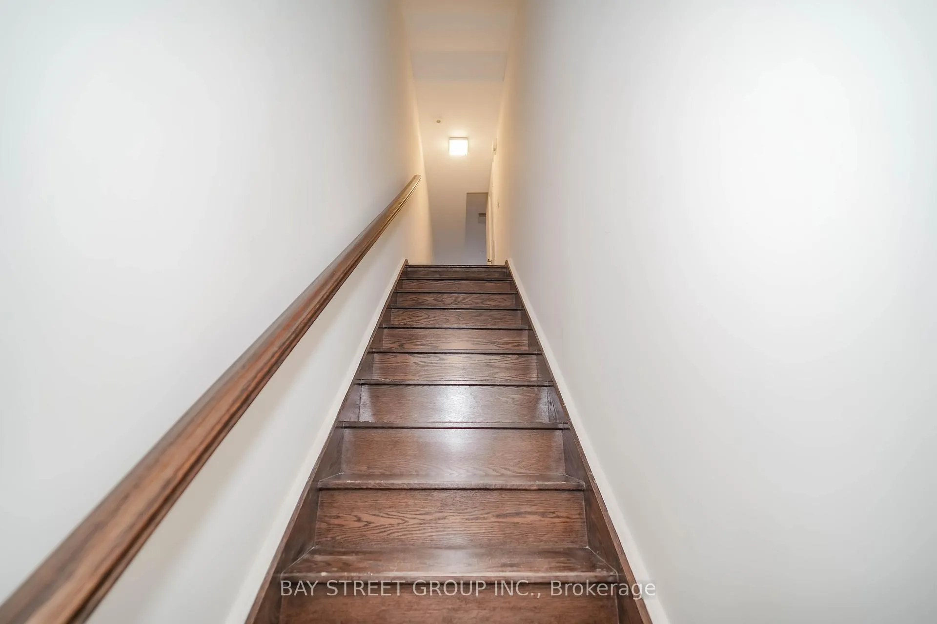 Photo 5 of Unit 227, 320 John Street, Markham, Aileen-Willowbrook — HOMEH