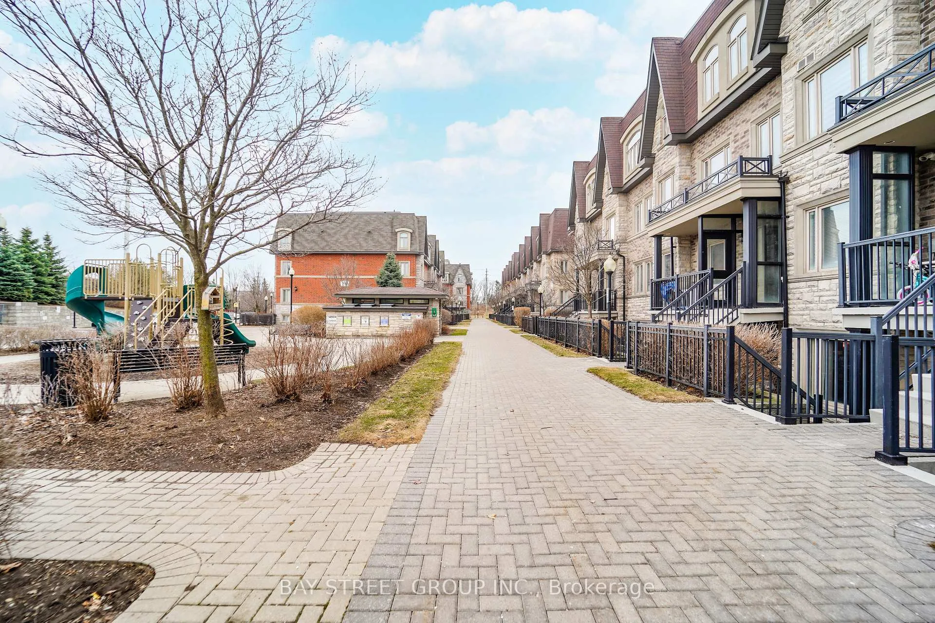 Photo 38 of Unit 227, 320 John Street, Markham, Aileen-Willowbrook — HOMEH