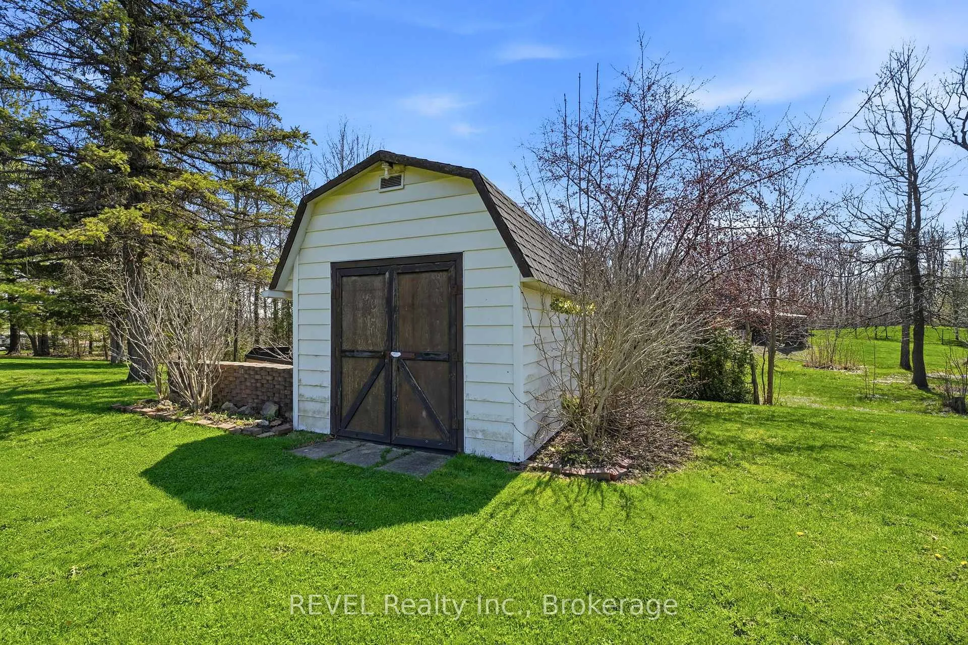 Photo 34 of 69 Darby Road, Welland, Cooks Mills — HOMEH