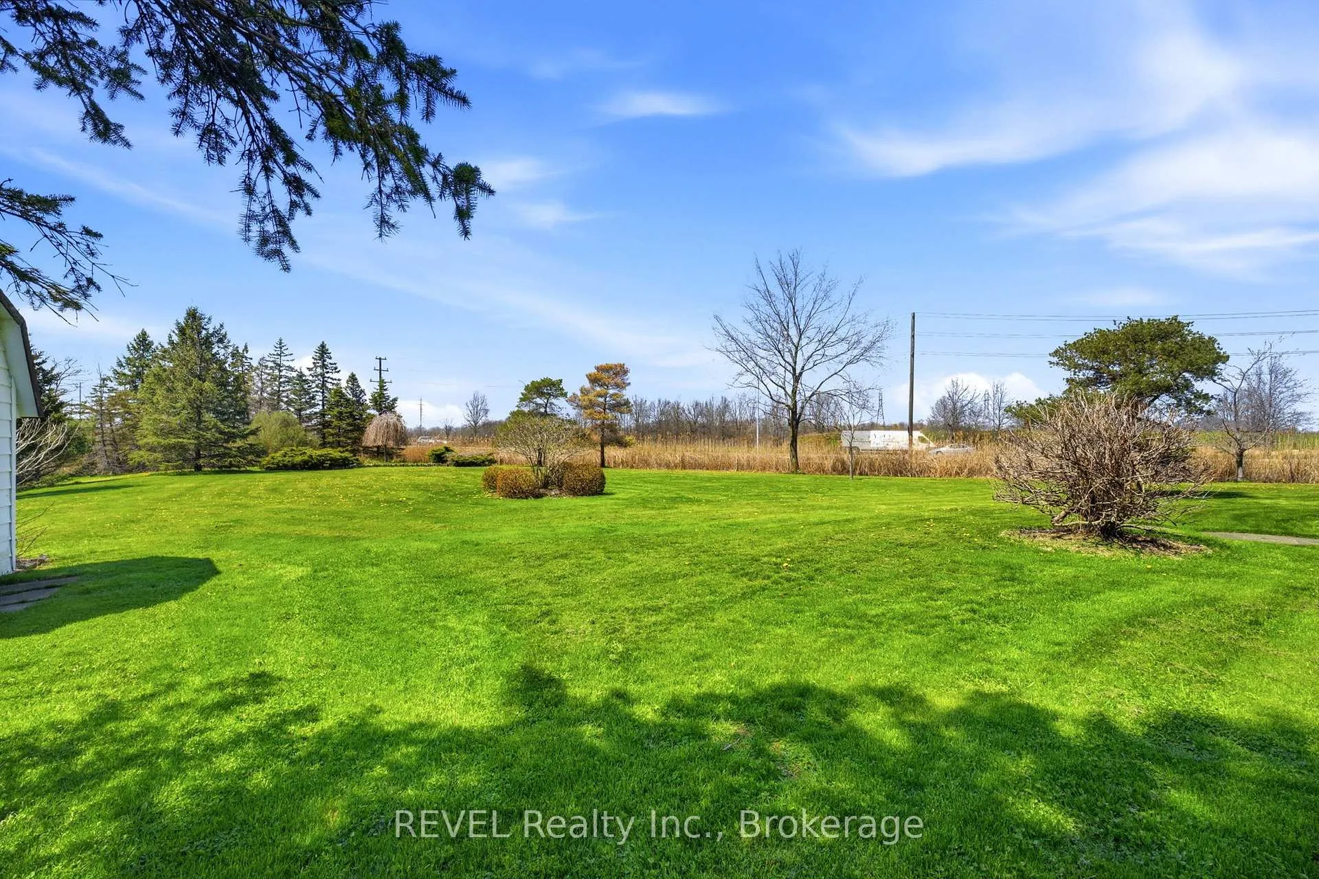 Photo 40 of 69 Darby Road, Welland, Cooks Mills — HOMEH