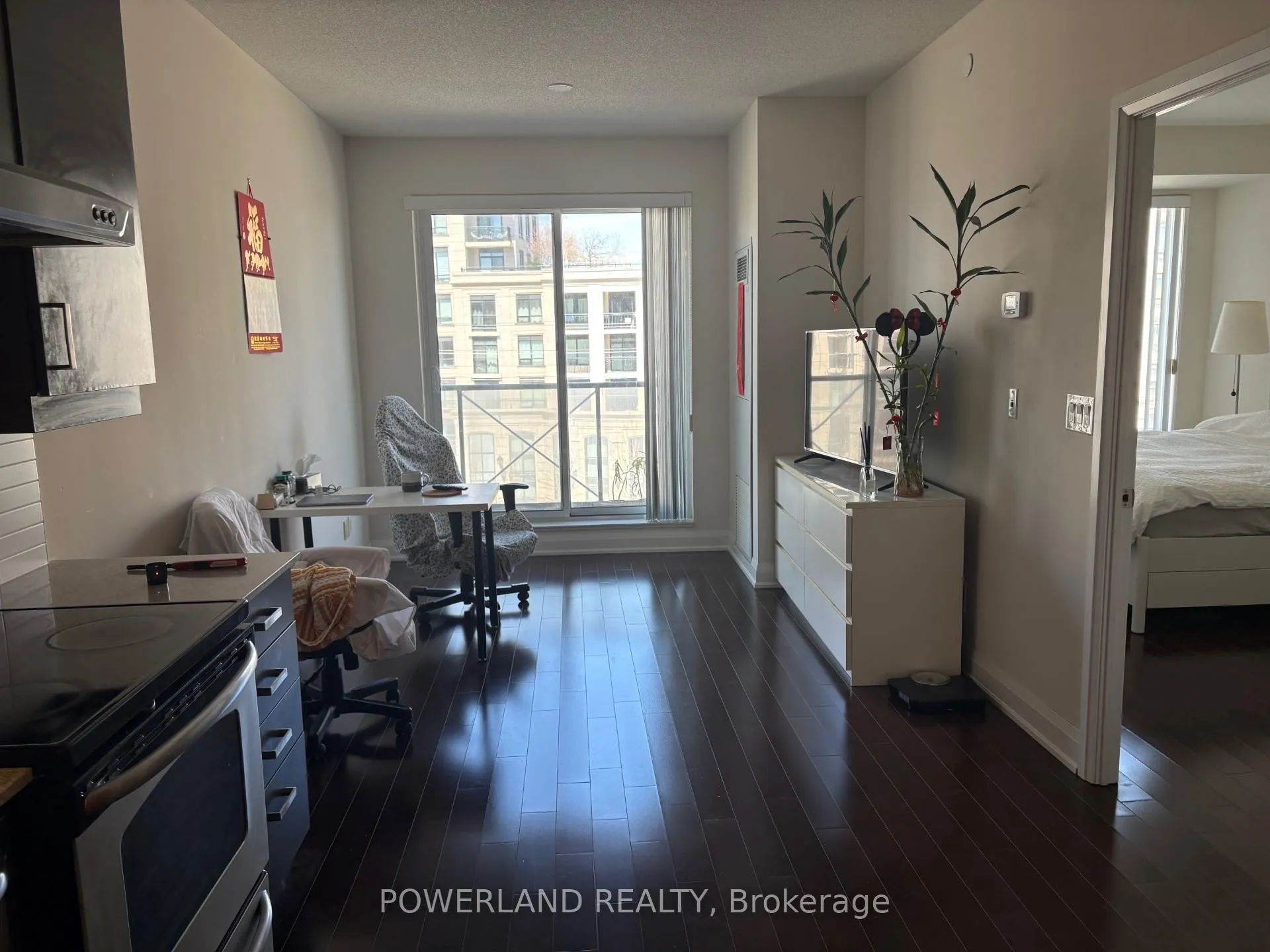 Photo 3 of Unit 616, 8228 Birchmount Road, Markham, Unionville — HOMEH