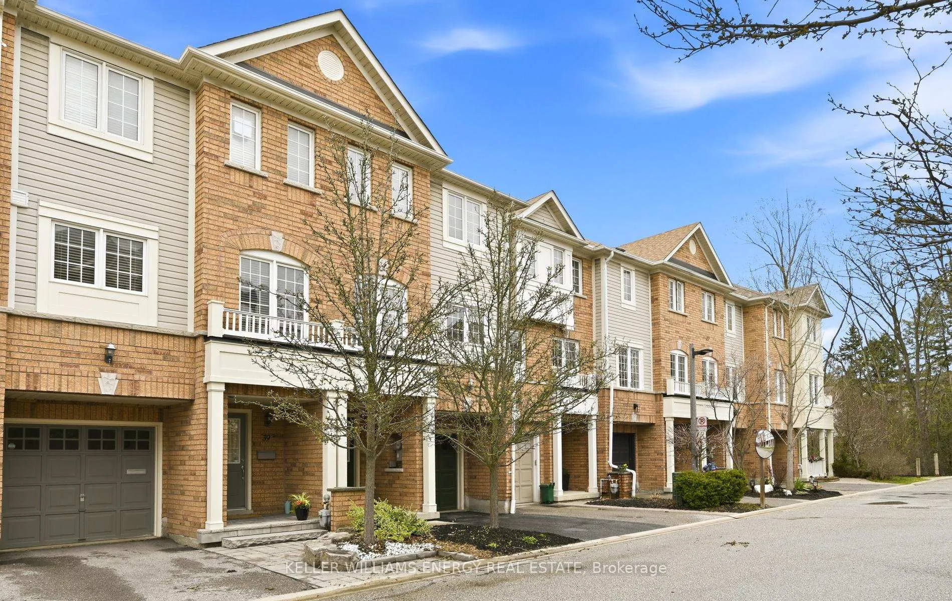 Front of Unit 40, 1790 Finch Avenue