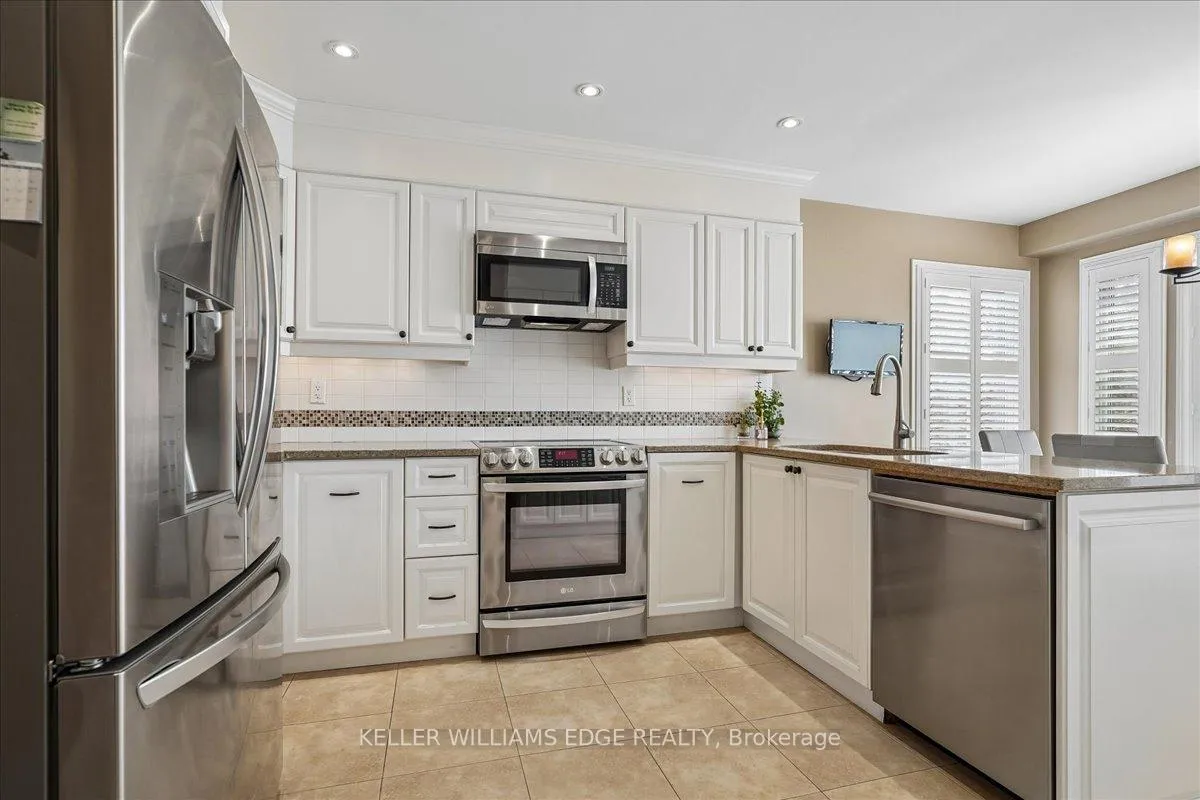 Photo 10 of 3150 Trailwood Drive, Burlington, Headon — HOMEH