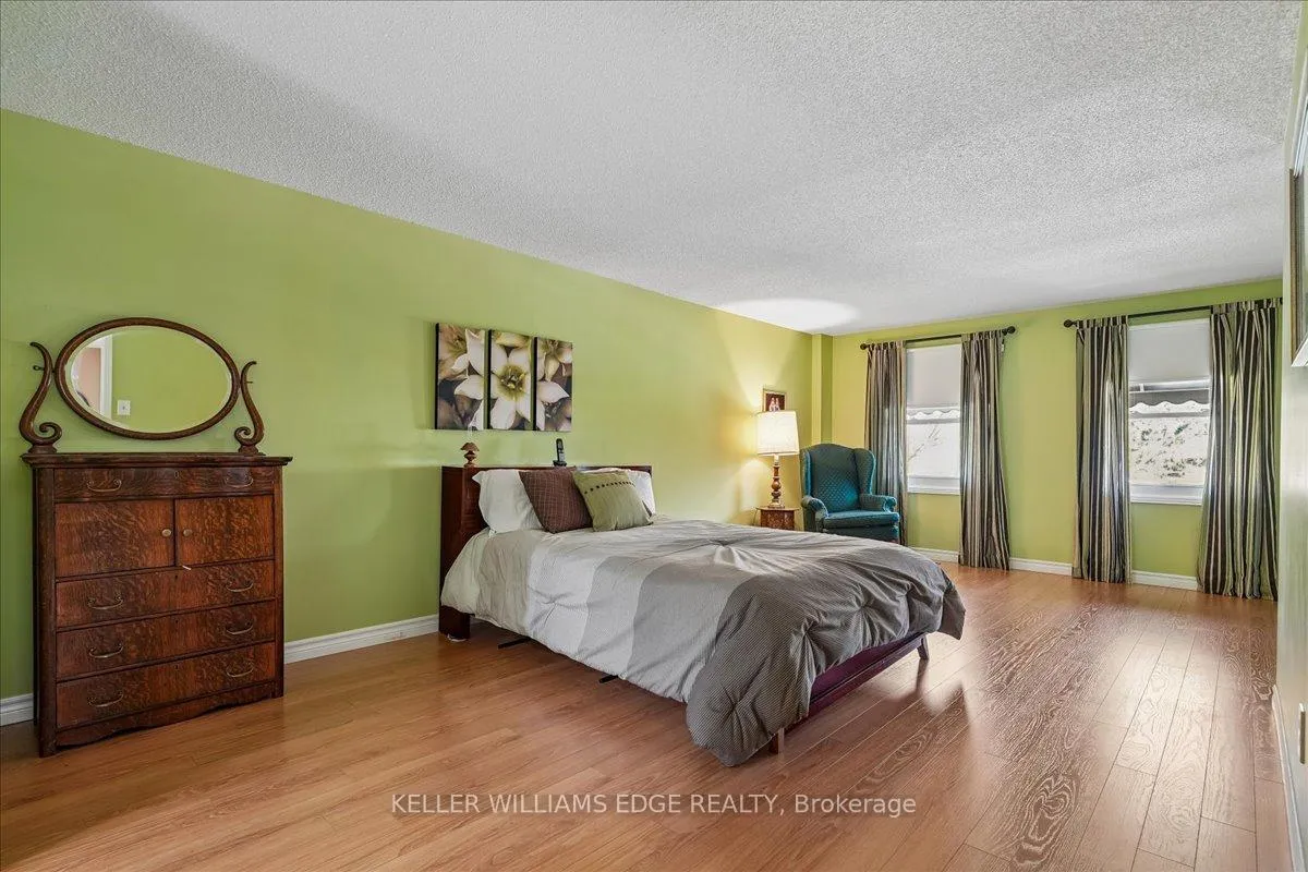 Photo 26 of 3150 Trailwood Drive, Burlington, Headon — HOMEH